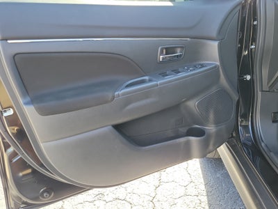 2023 Mitsubishi Outlander Sport ES