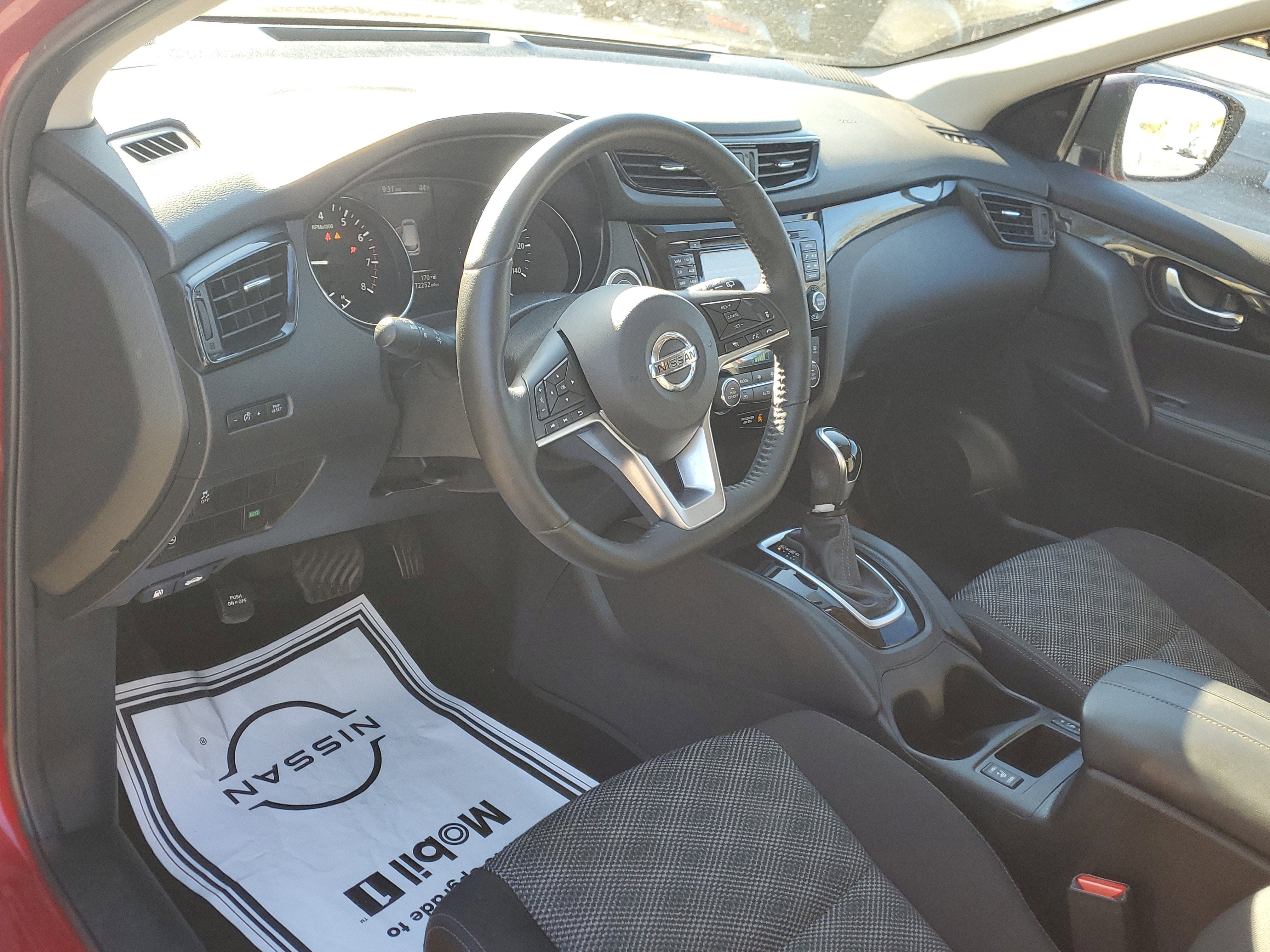 2018 Nissan Rogue Sport SV