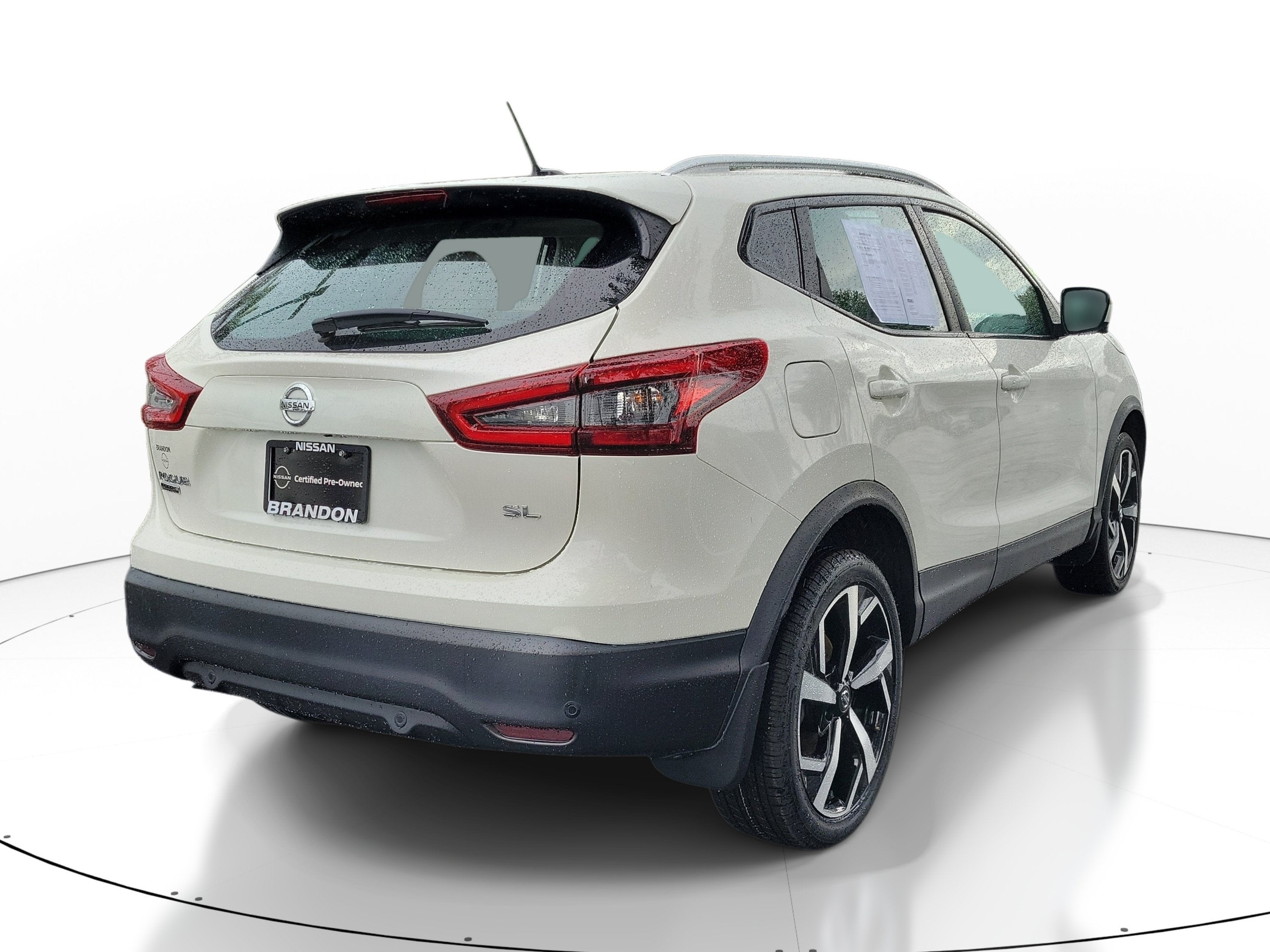 2022 Nissan Rogue Sport SL