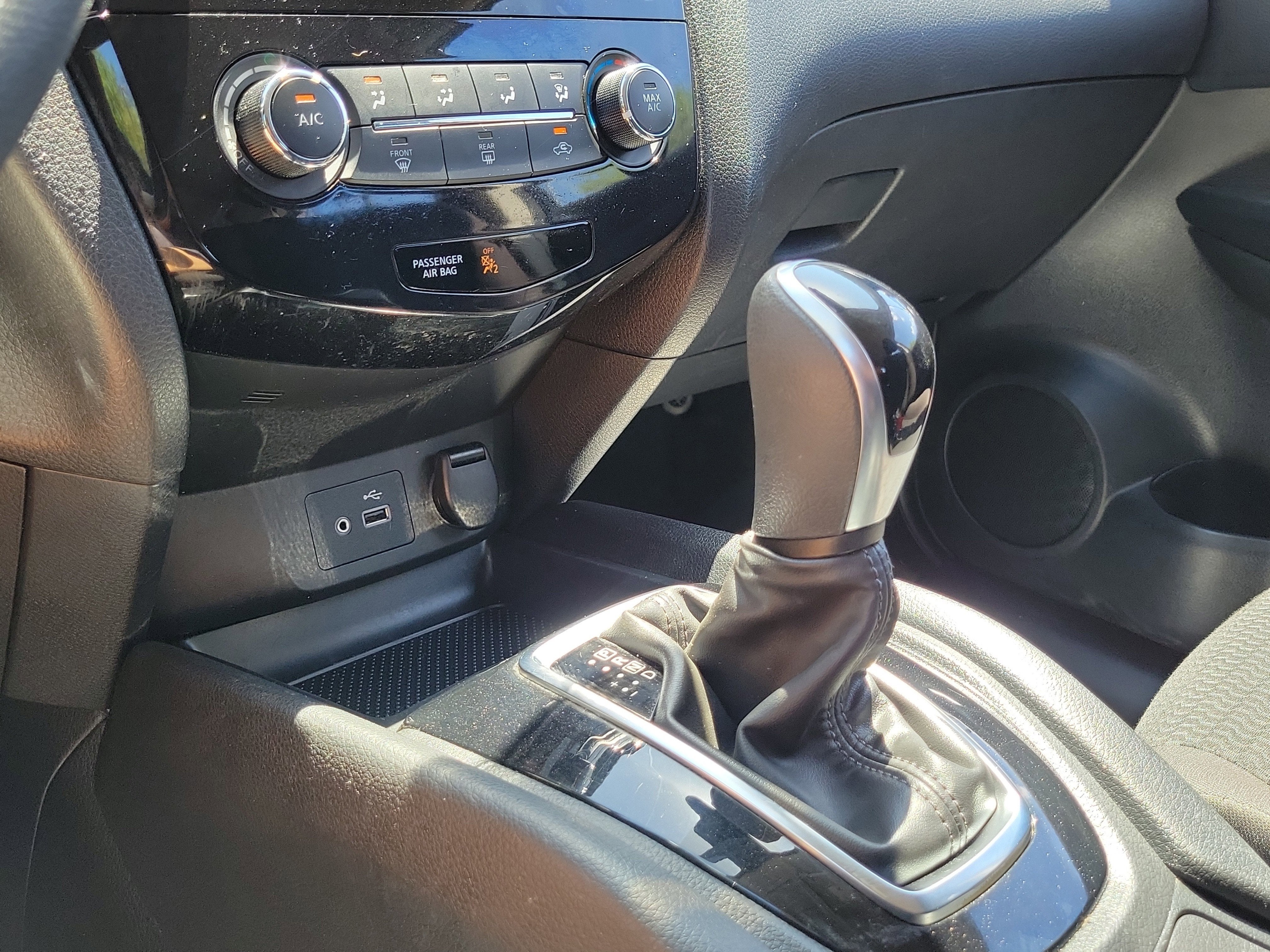 2020 Nissan Rogue Sport S