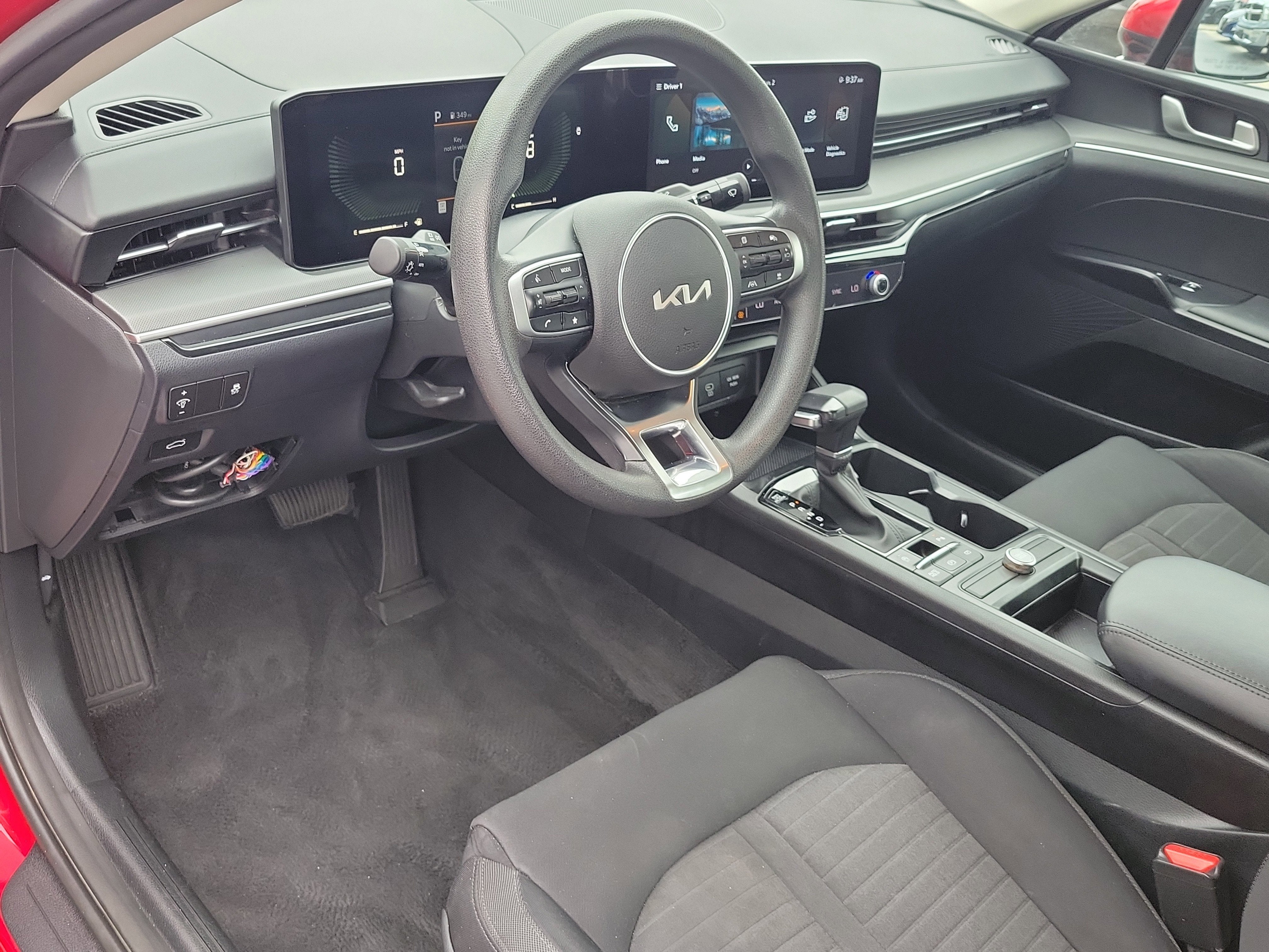 2025 Kia K5 LXS