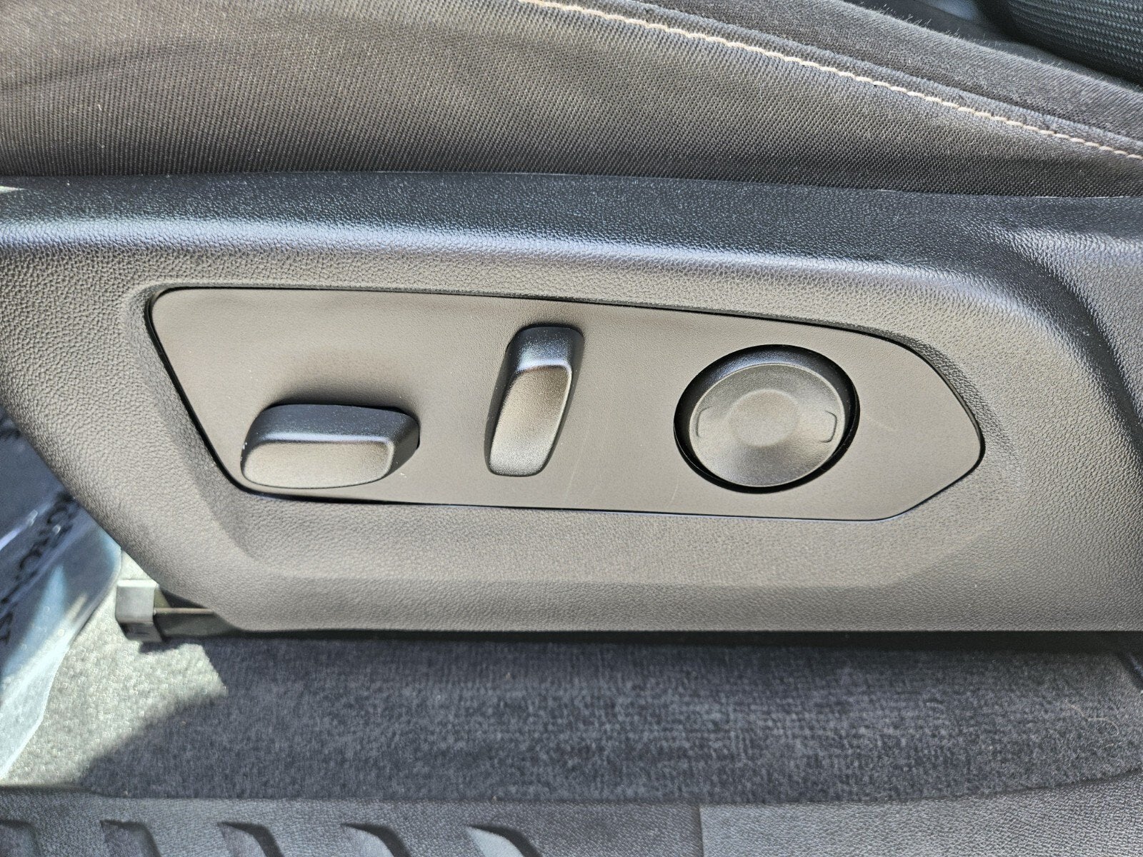 2023 Chevrolet Colorado 4WD LT