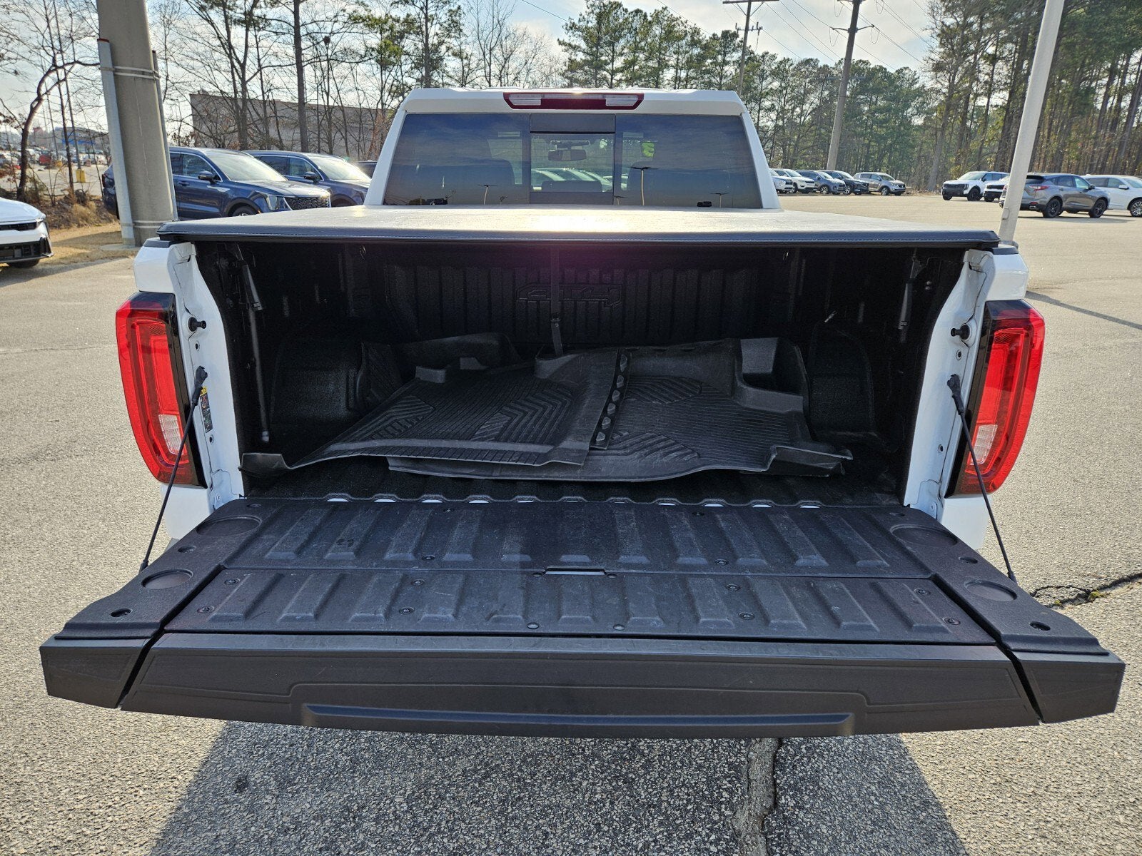 2023 GMC Sierra 1500 AT4