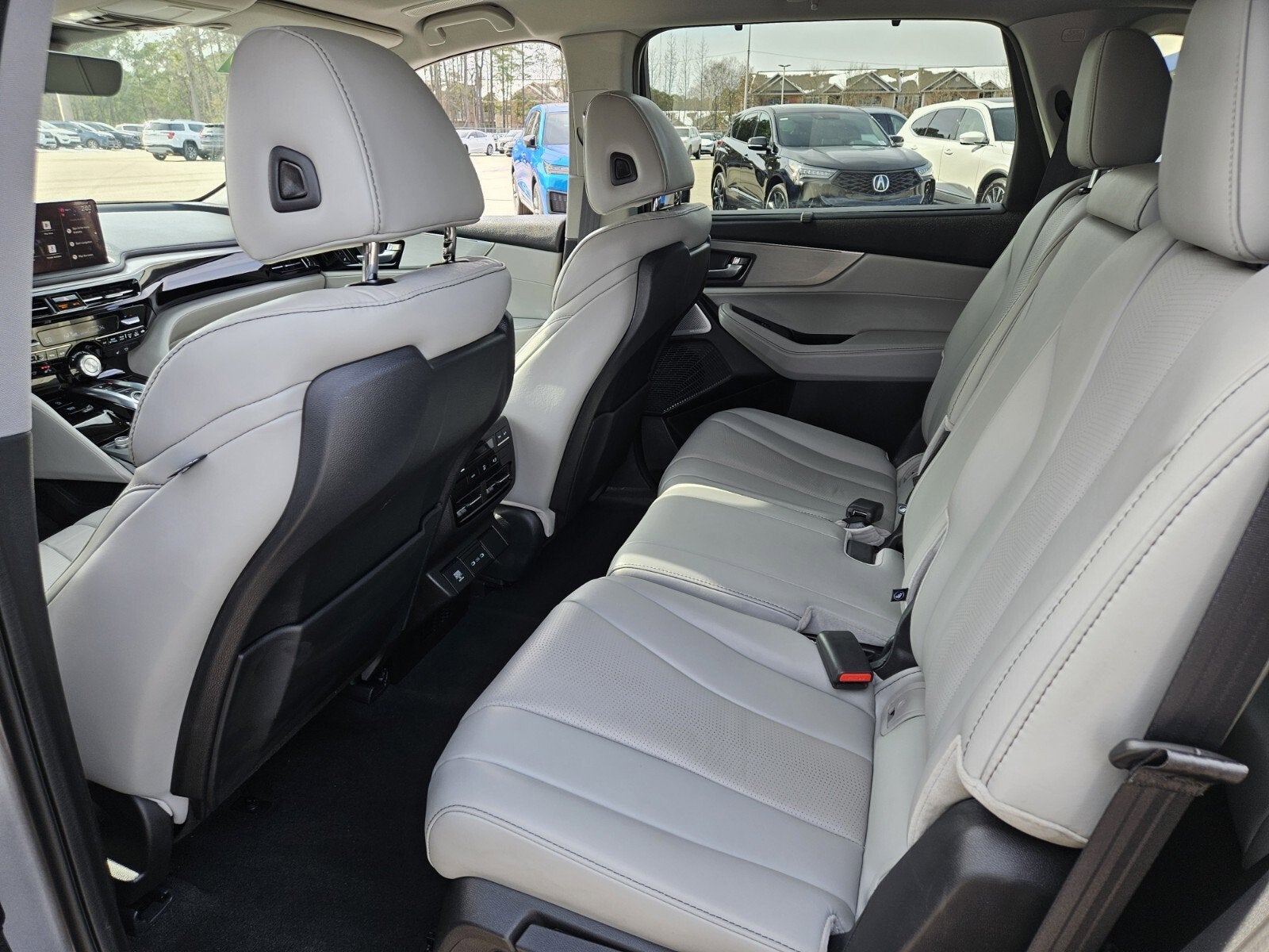 2025 Acura MDX w/Technology Package