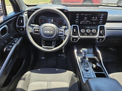 2023 Kia Sorento LX