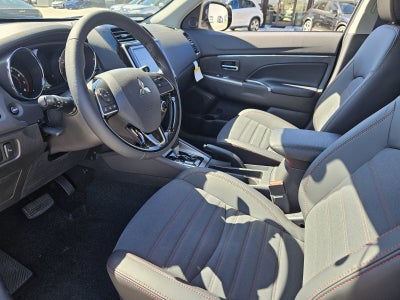 2025 Mitsubishi Outlander Sport Base