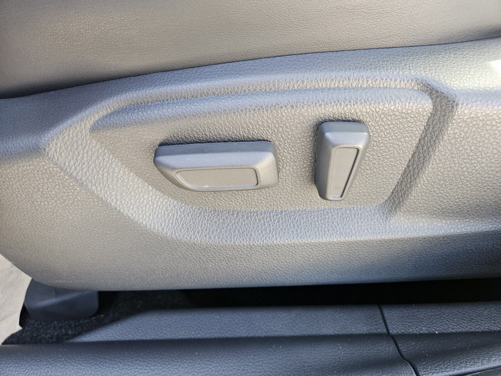 2026 Mitsubishi Eclipse Cross Base