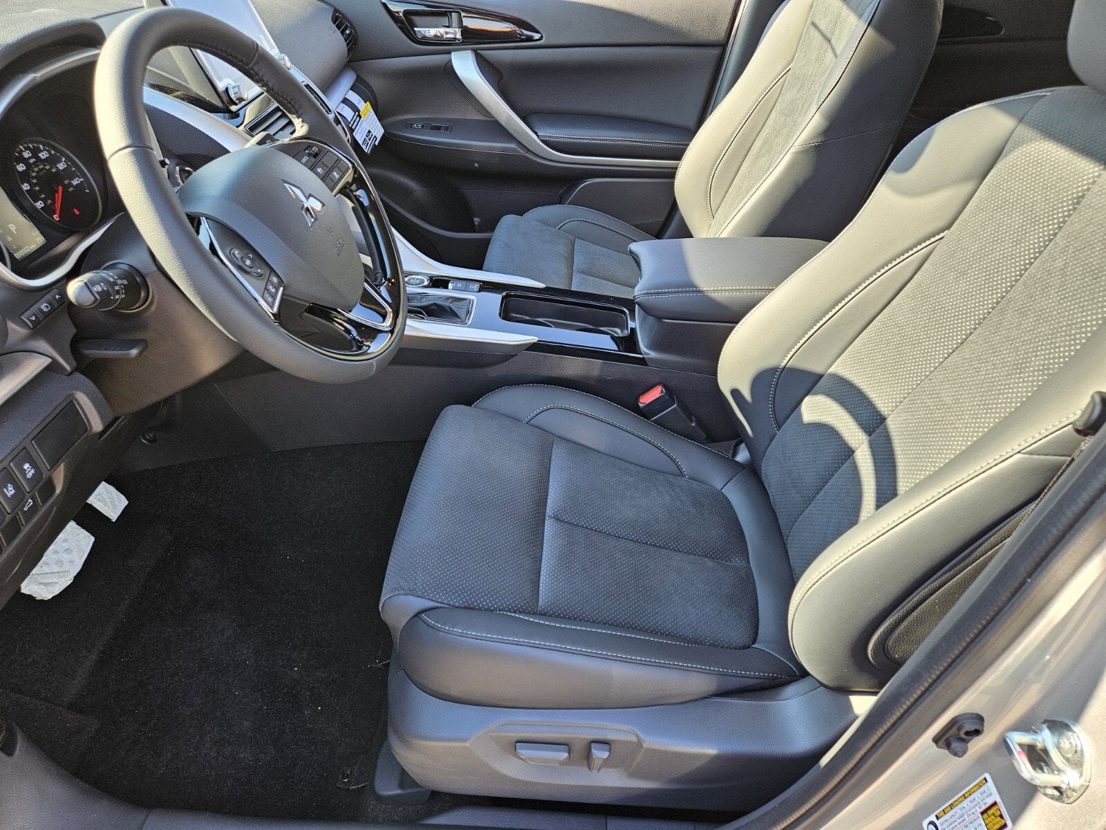 2026 Mitsubishi Eclipse Cross Base