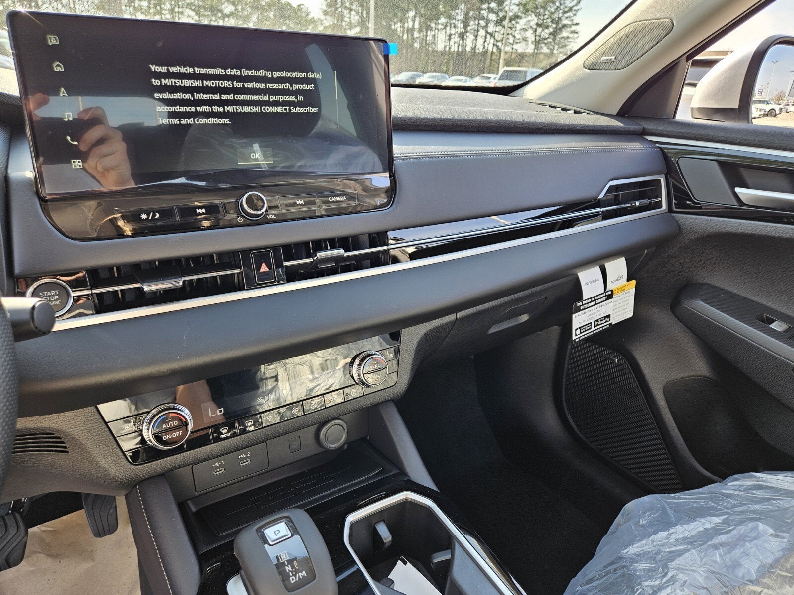 2026 Mitsubishi Outlander Base