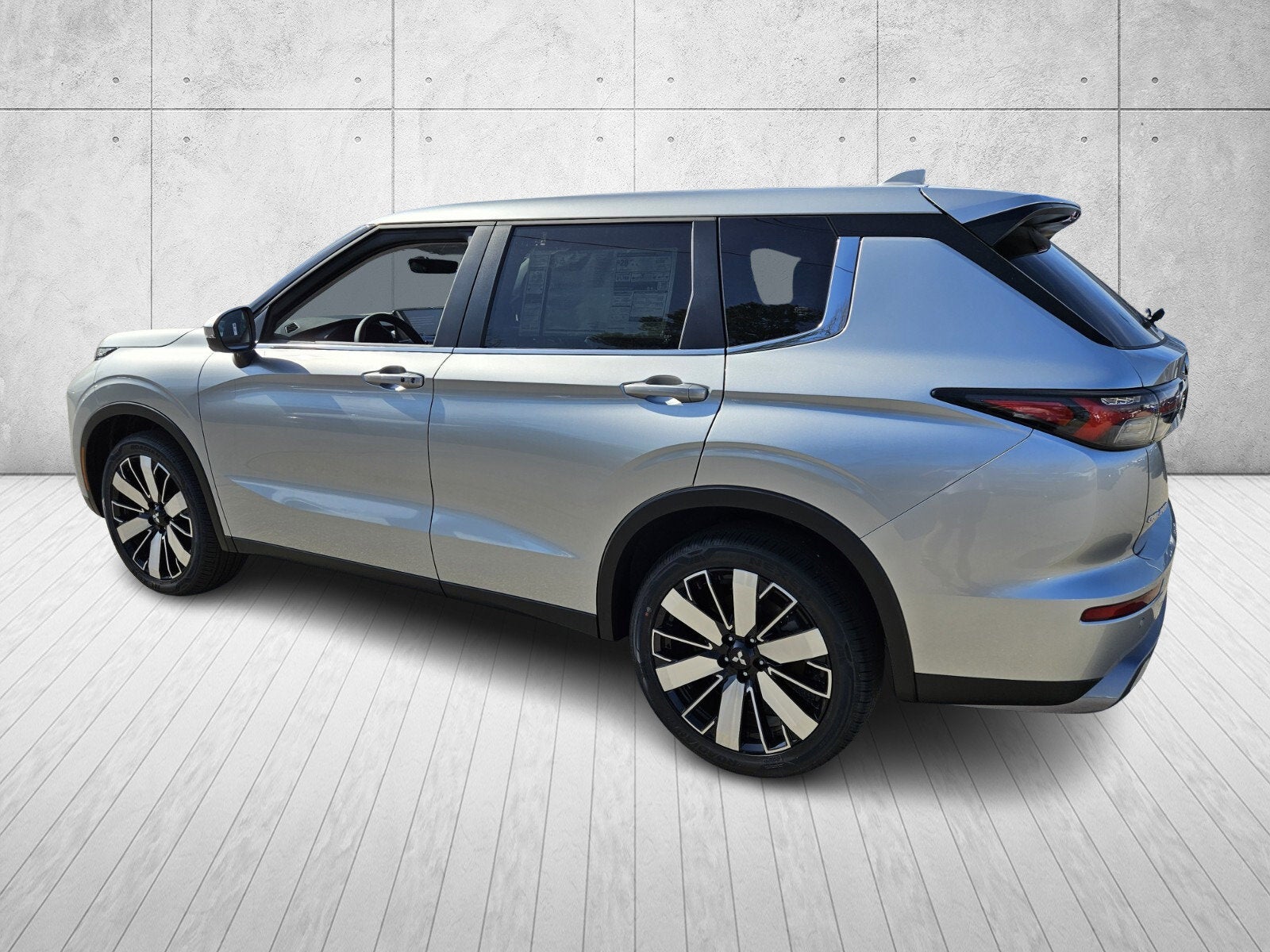 2026 Mitsubishi Outlander Base