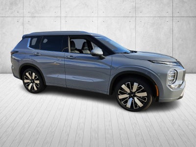 2026 Mitsubishi Outlander SEL