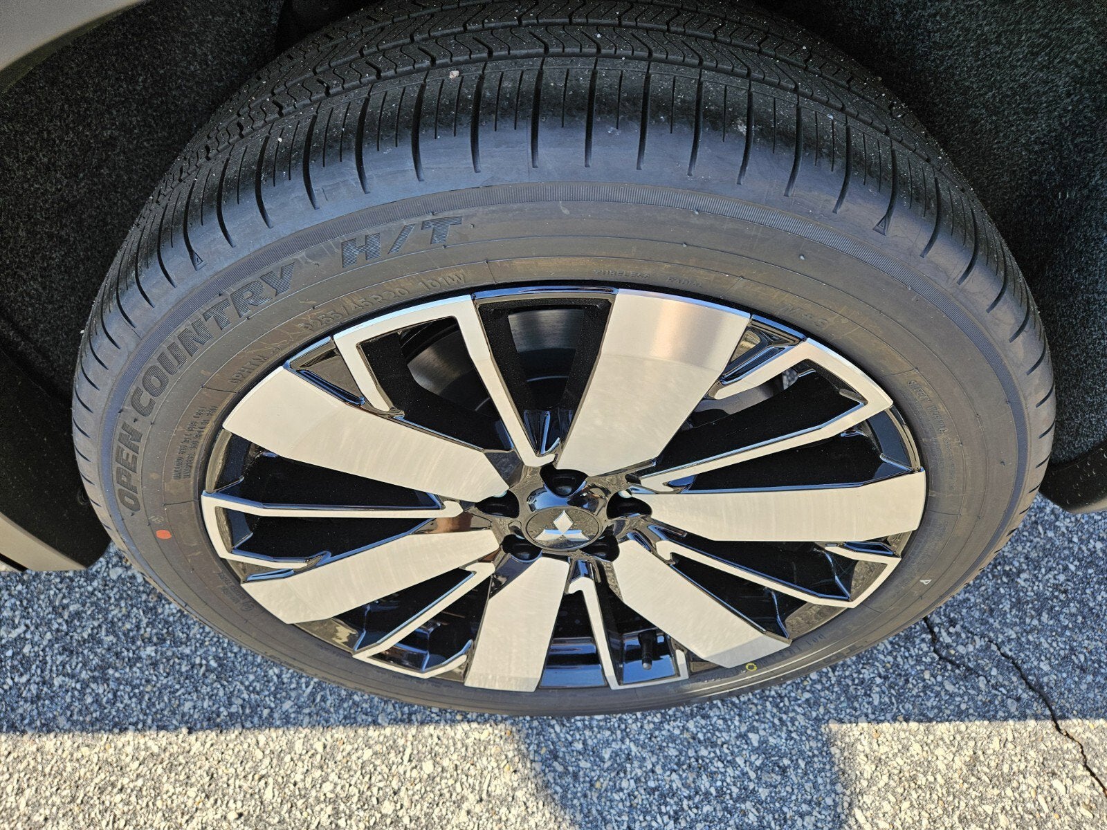 2026 Mitsubishi Outlander SEL