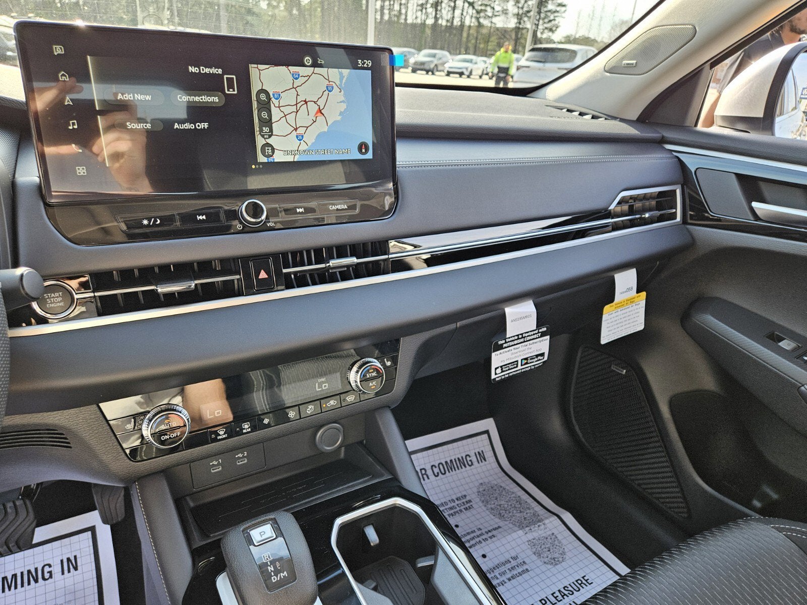 2026 Mitsubishi Outlander ES