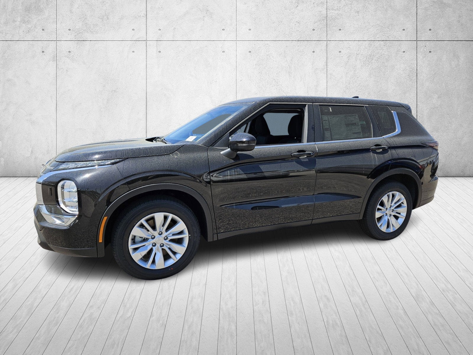 2026 Mitsubishi Outlander ES