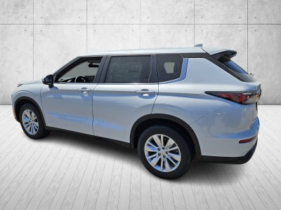 2026 Mitsubishi Outlander ES