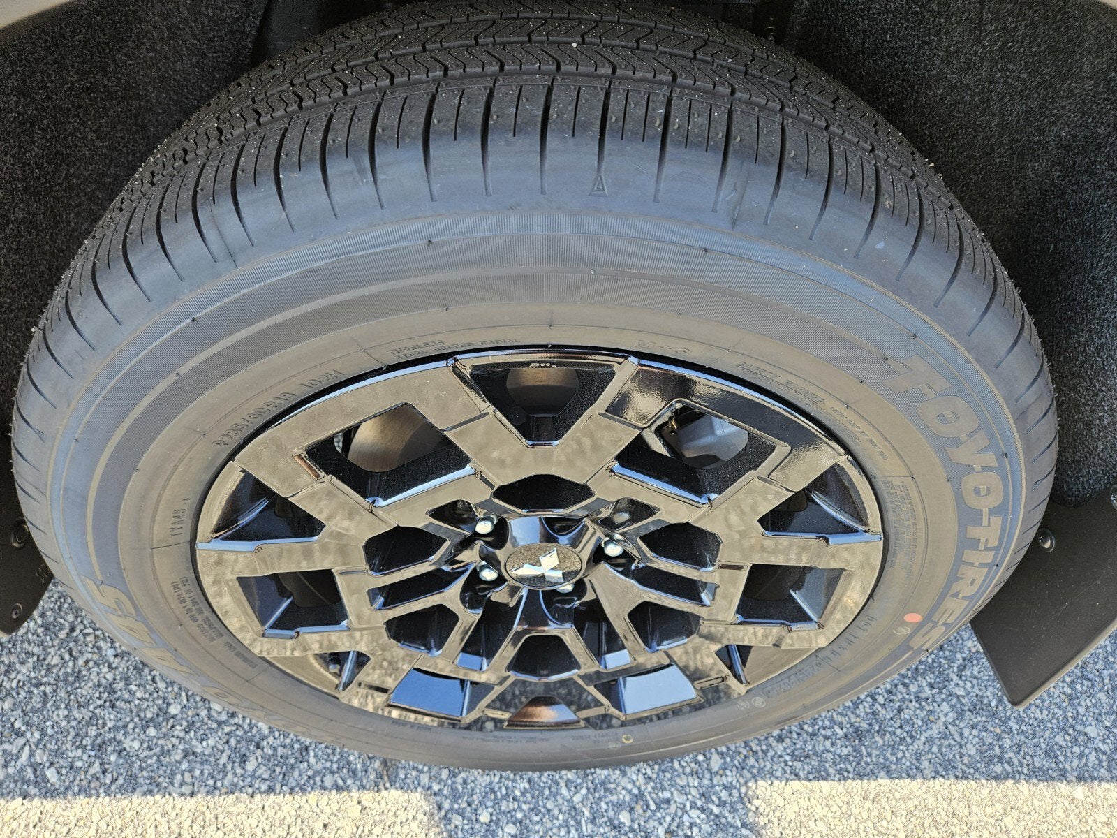 2026 Mitsubishi Outlander Base