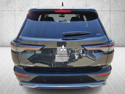 2026 Mitsubishi Outlander Base