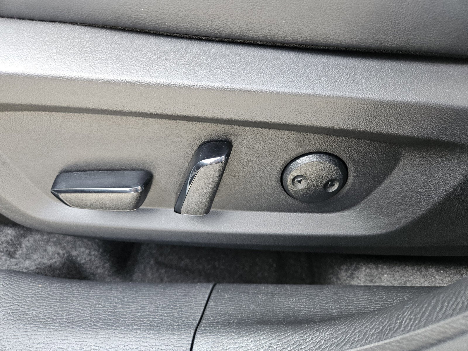 2026 Mitsubishi Outlander Base