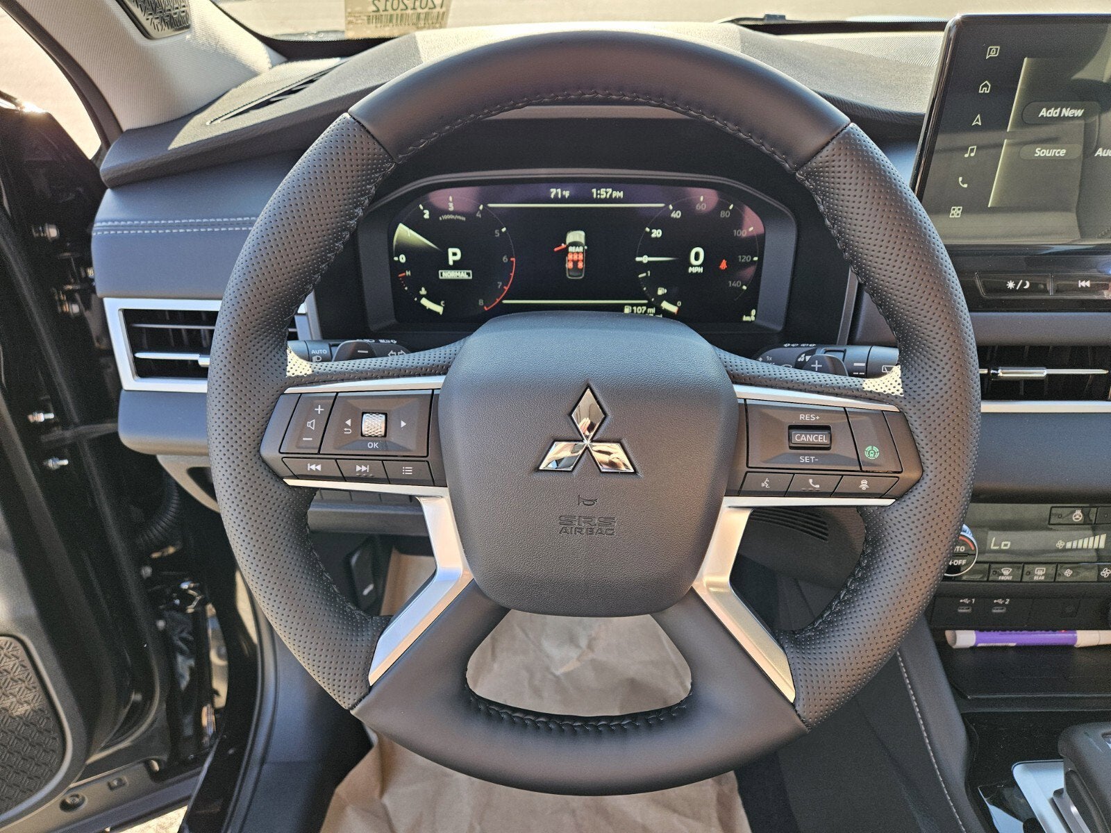 2026 Mitsubishi Outlander Base