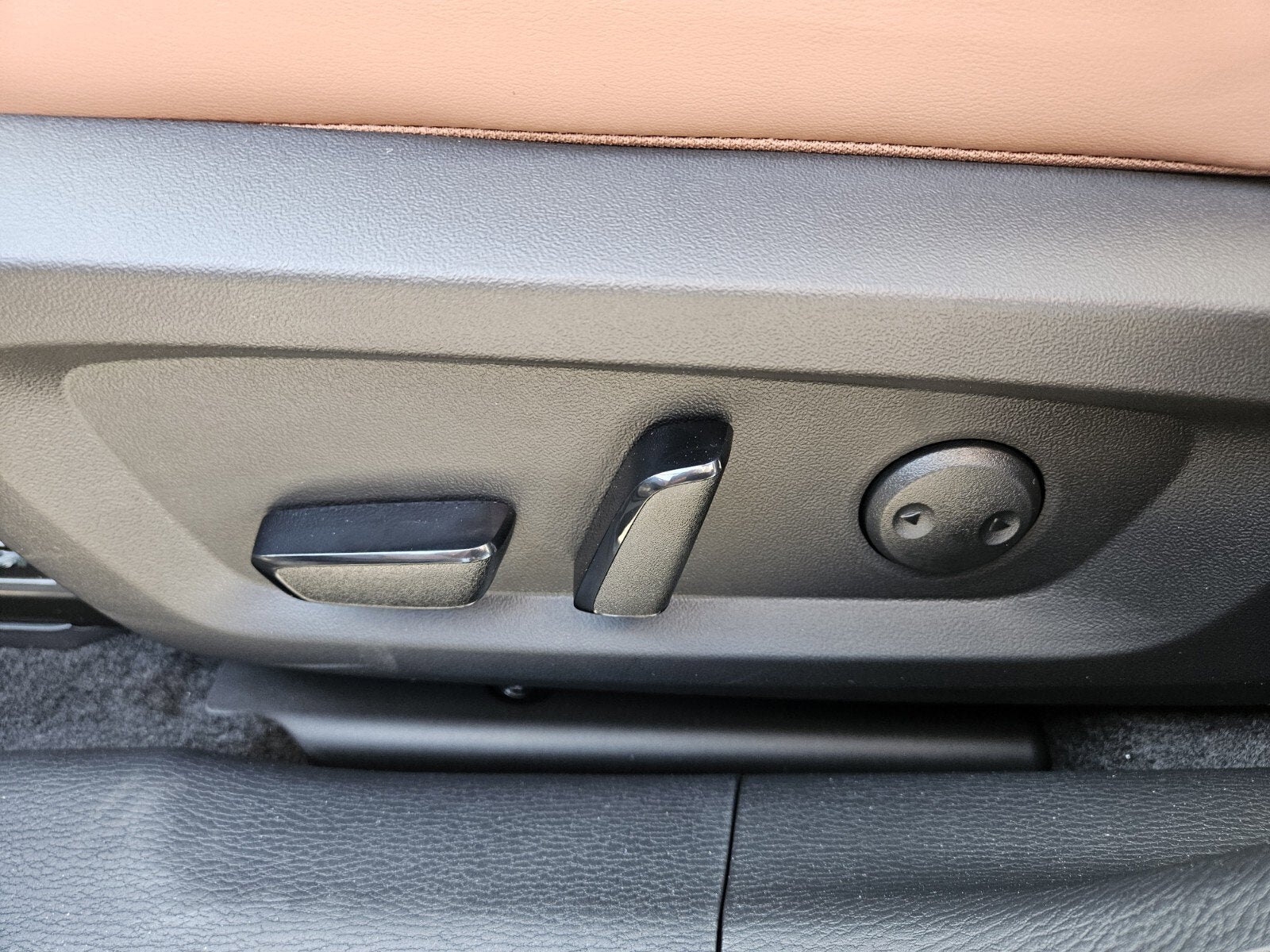 2026 Mitsubishi Outlander Base