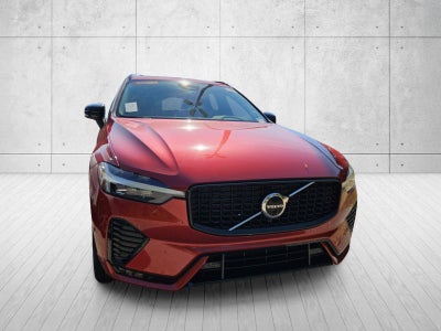 2023 Volvo XC60 Plus Dark Theme