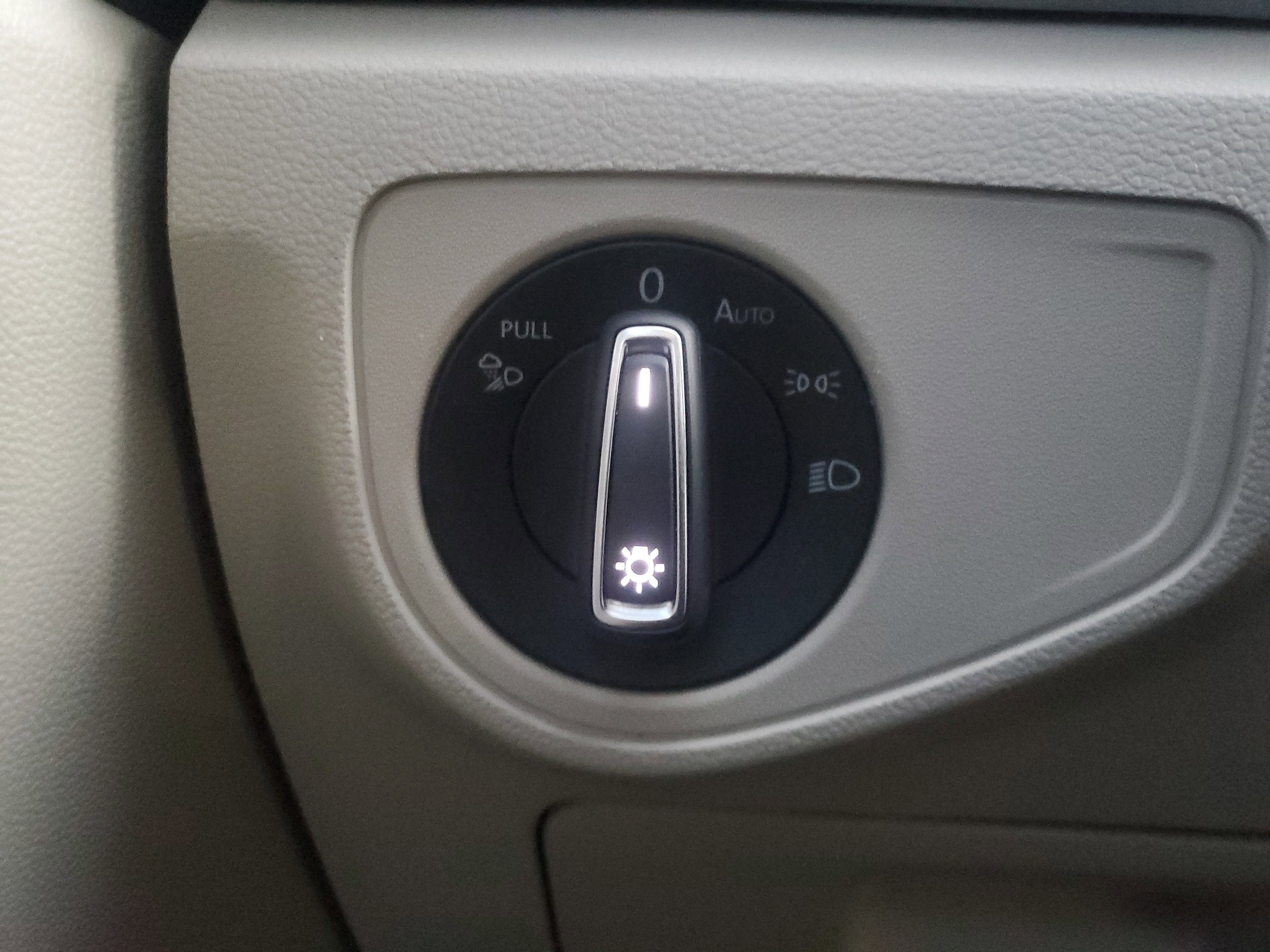 2021 Volkswagen Atlas 3.6L V6 SEL Premium