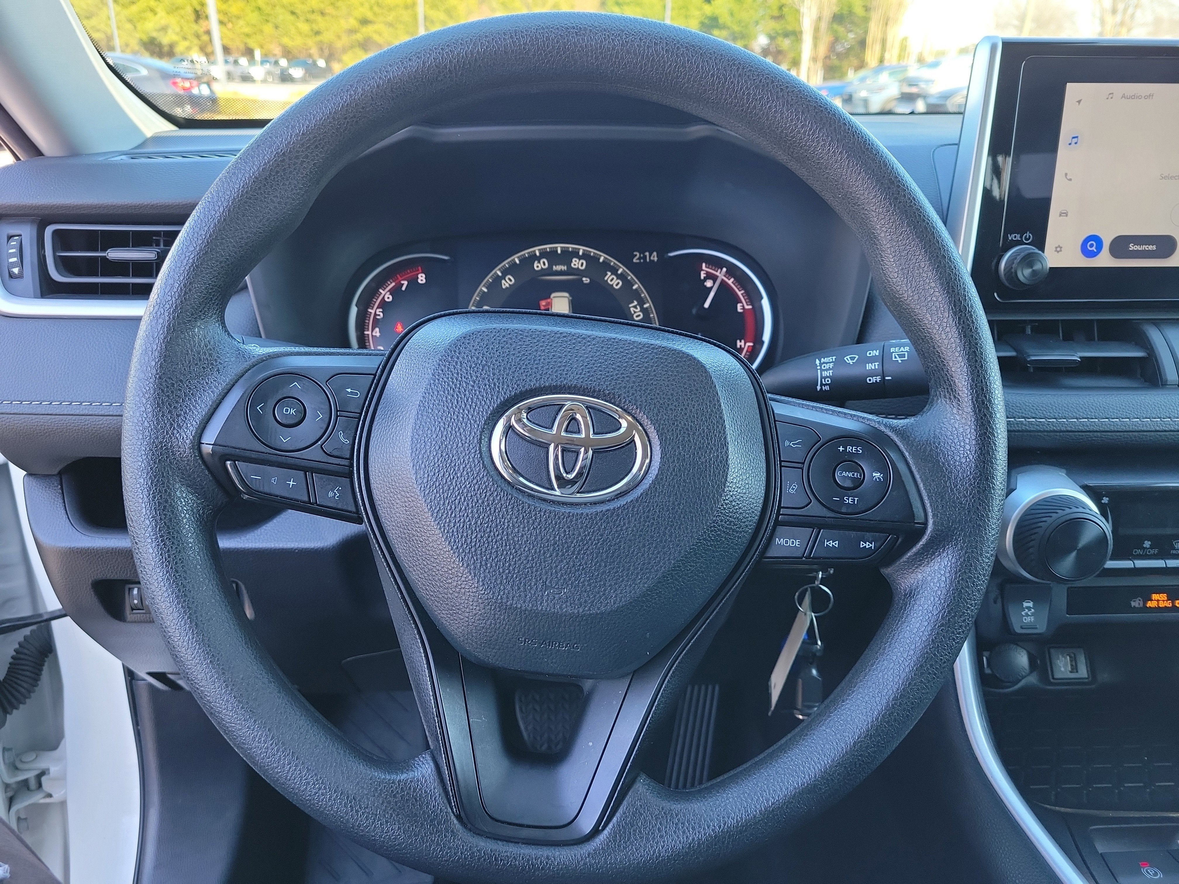 2024 Toyota RAV4 LE