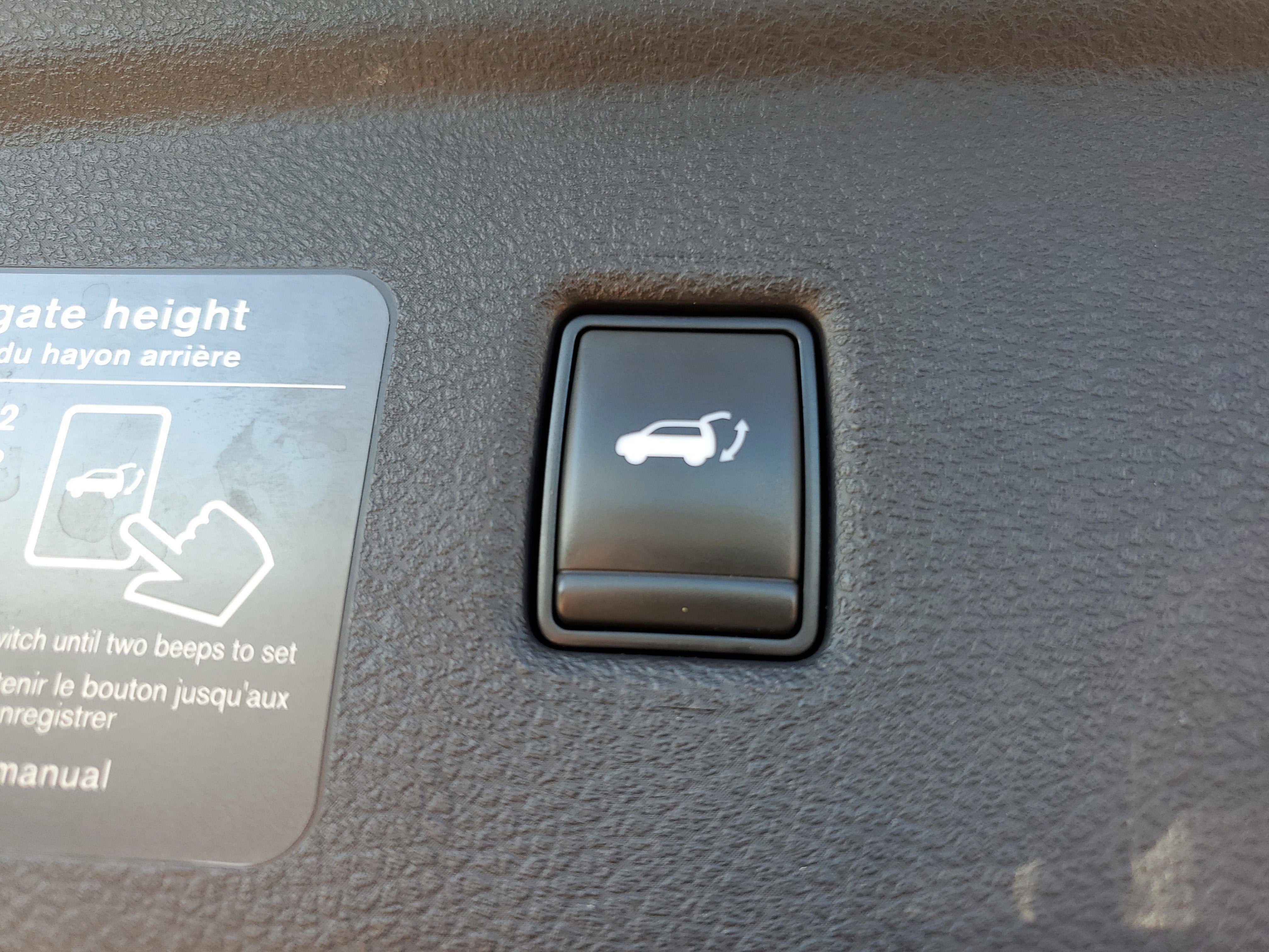 2022 INFINITI QX50 LUXE