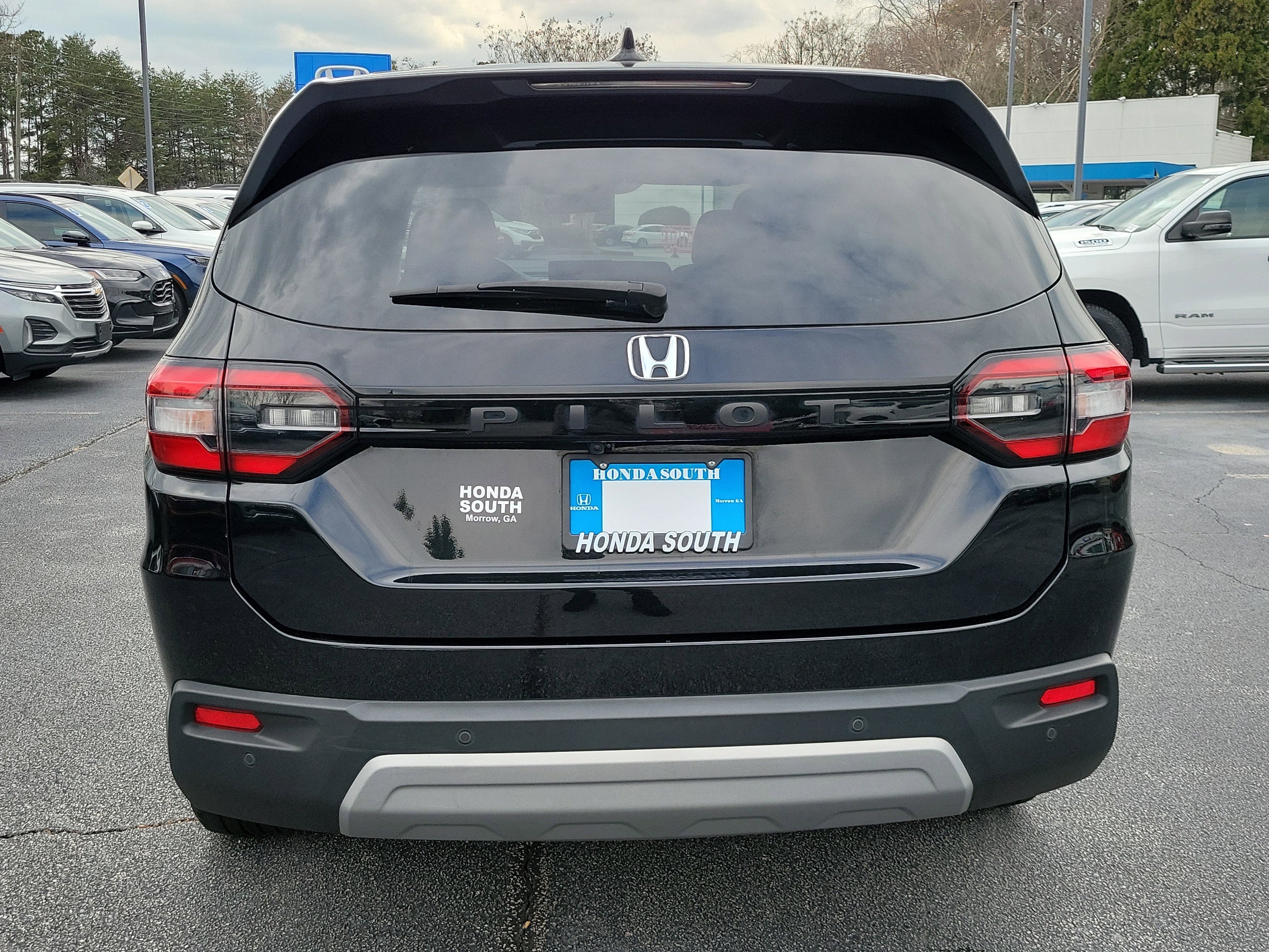 2023 Honda Pilot EX-L 8 Passenger