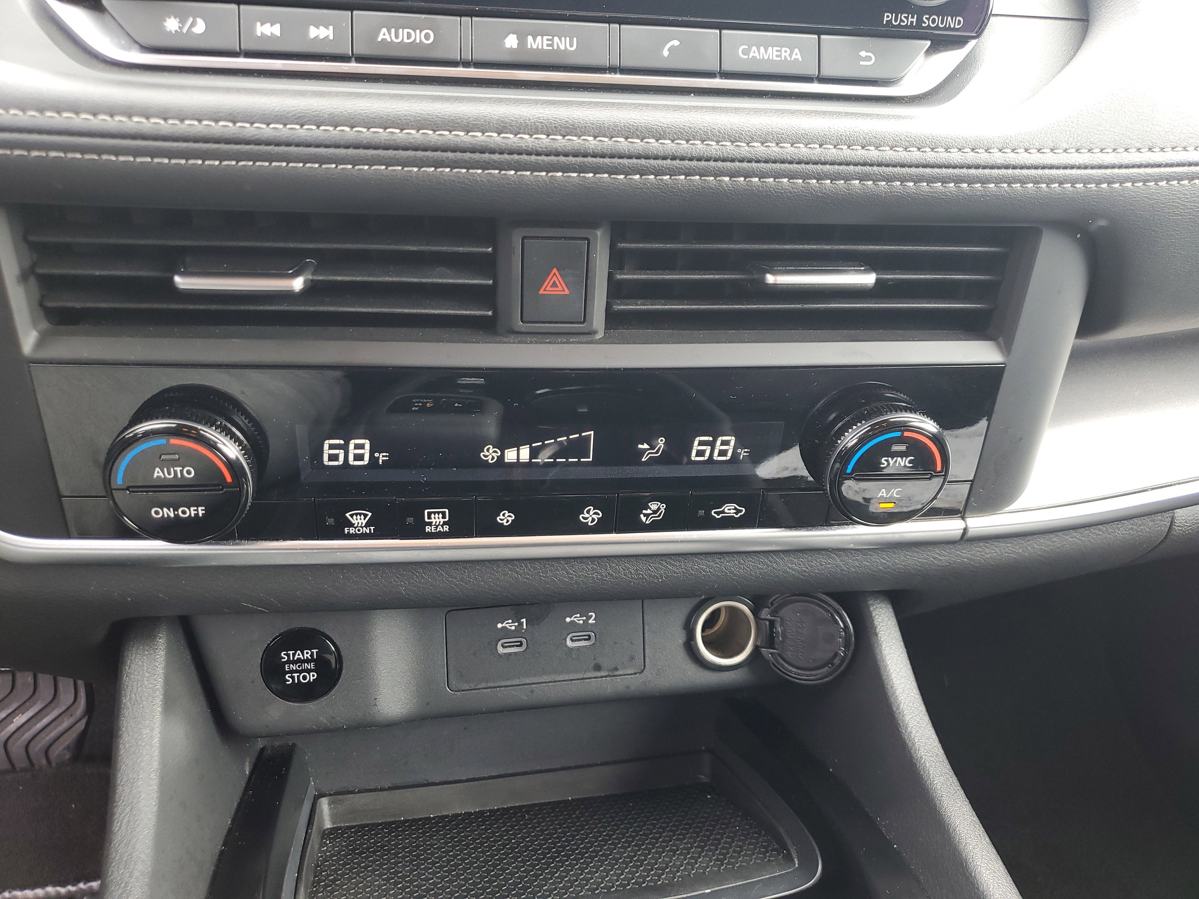 2025 Nissan Rogue SV