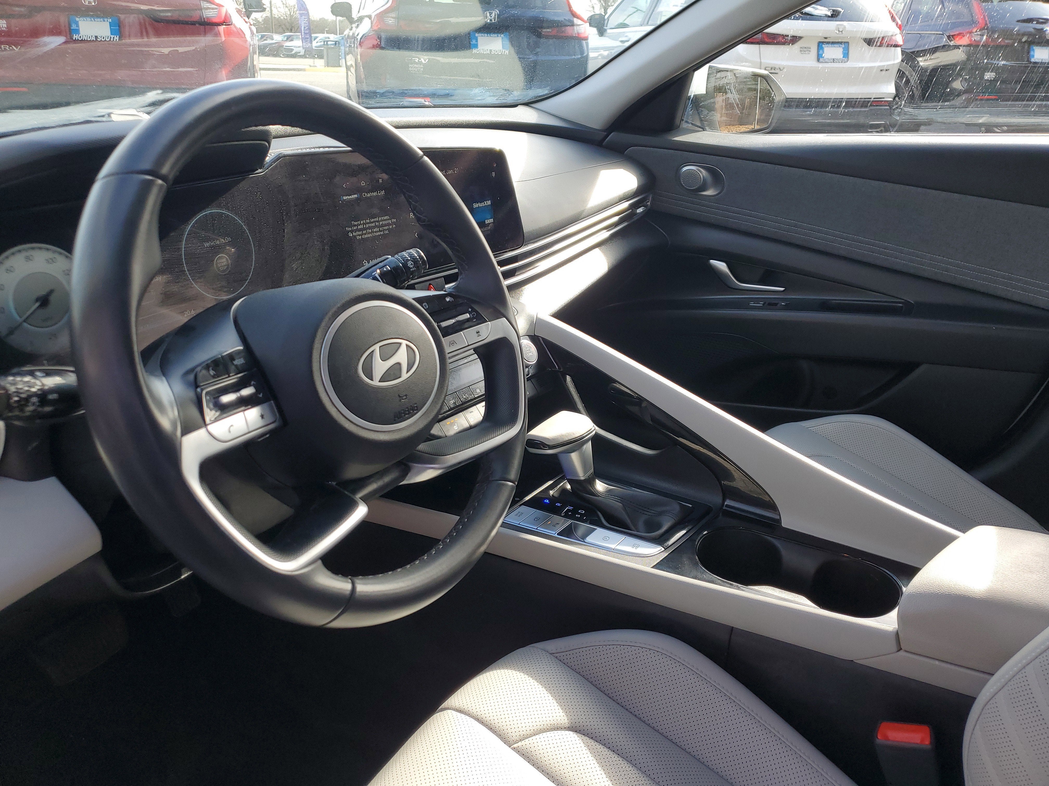 2024 Hyundai Elantra Limited