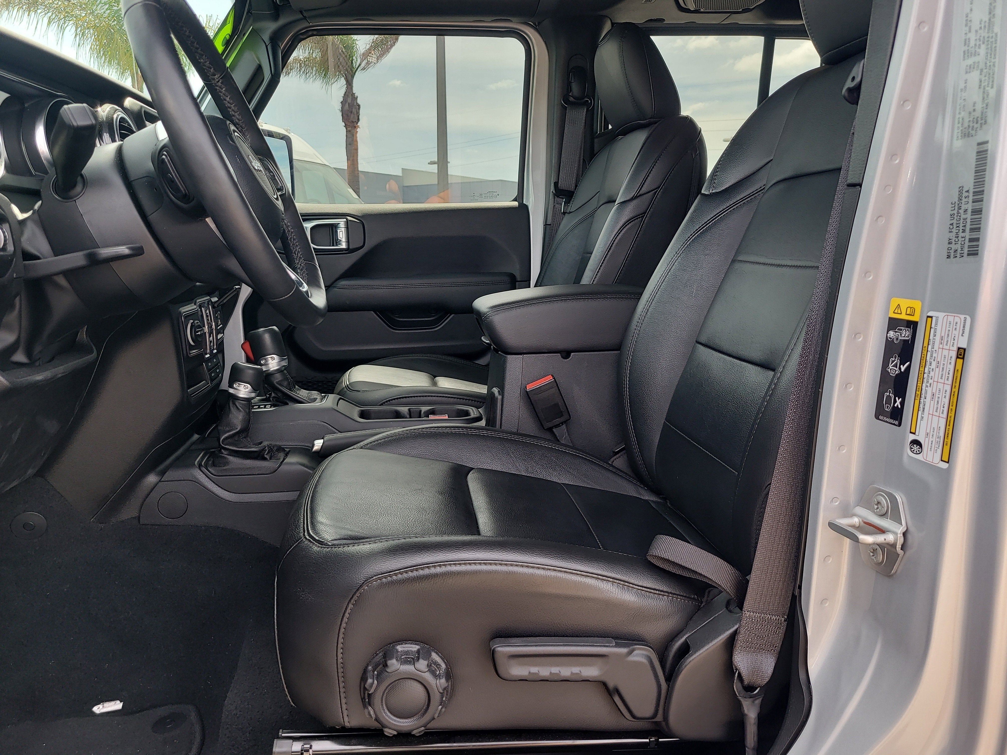 2023 Jeep Wrangler Sahara Altitude