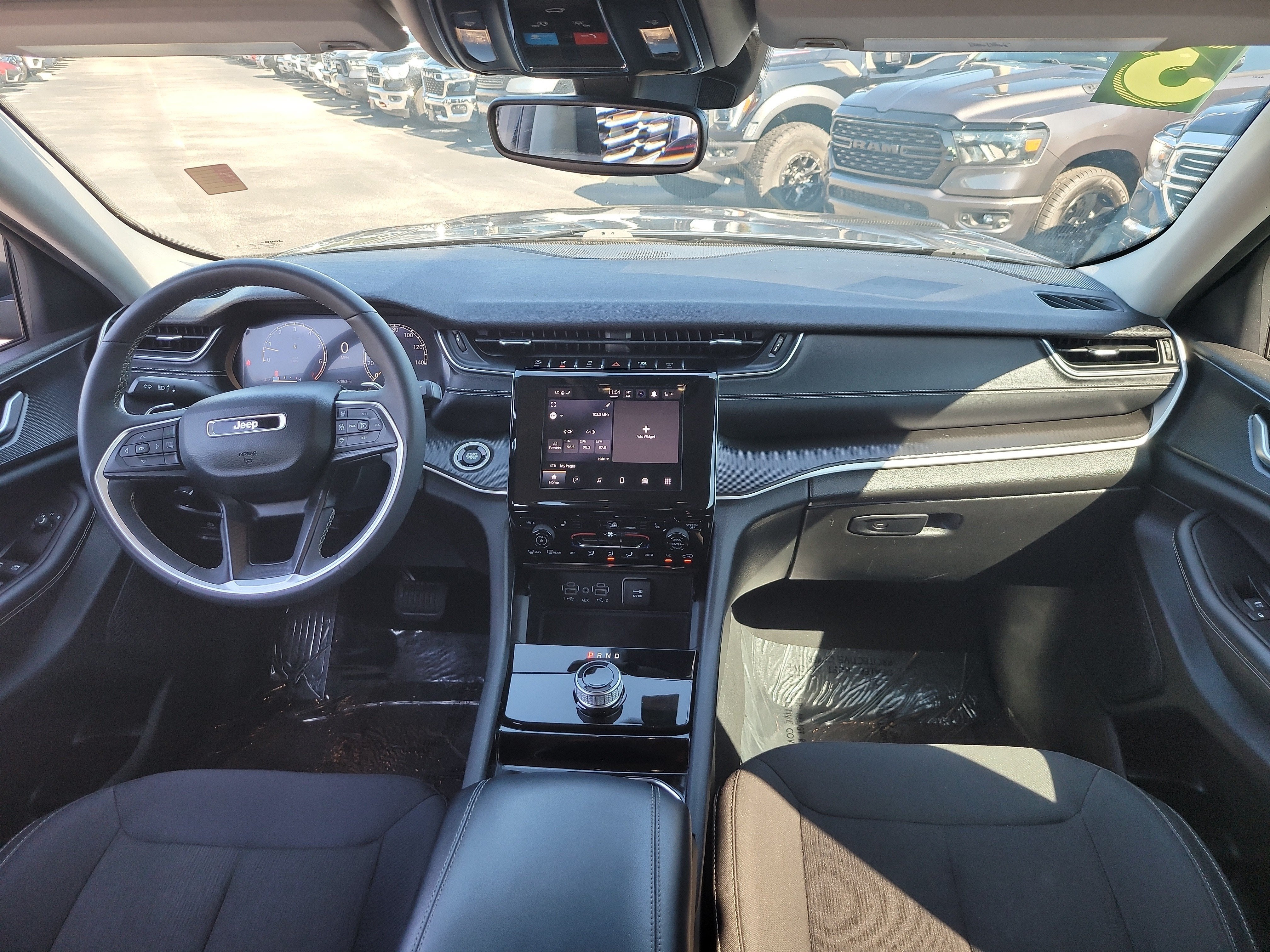 2023 Jeep Grand Cherokee Laredo