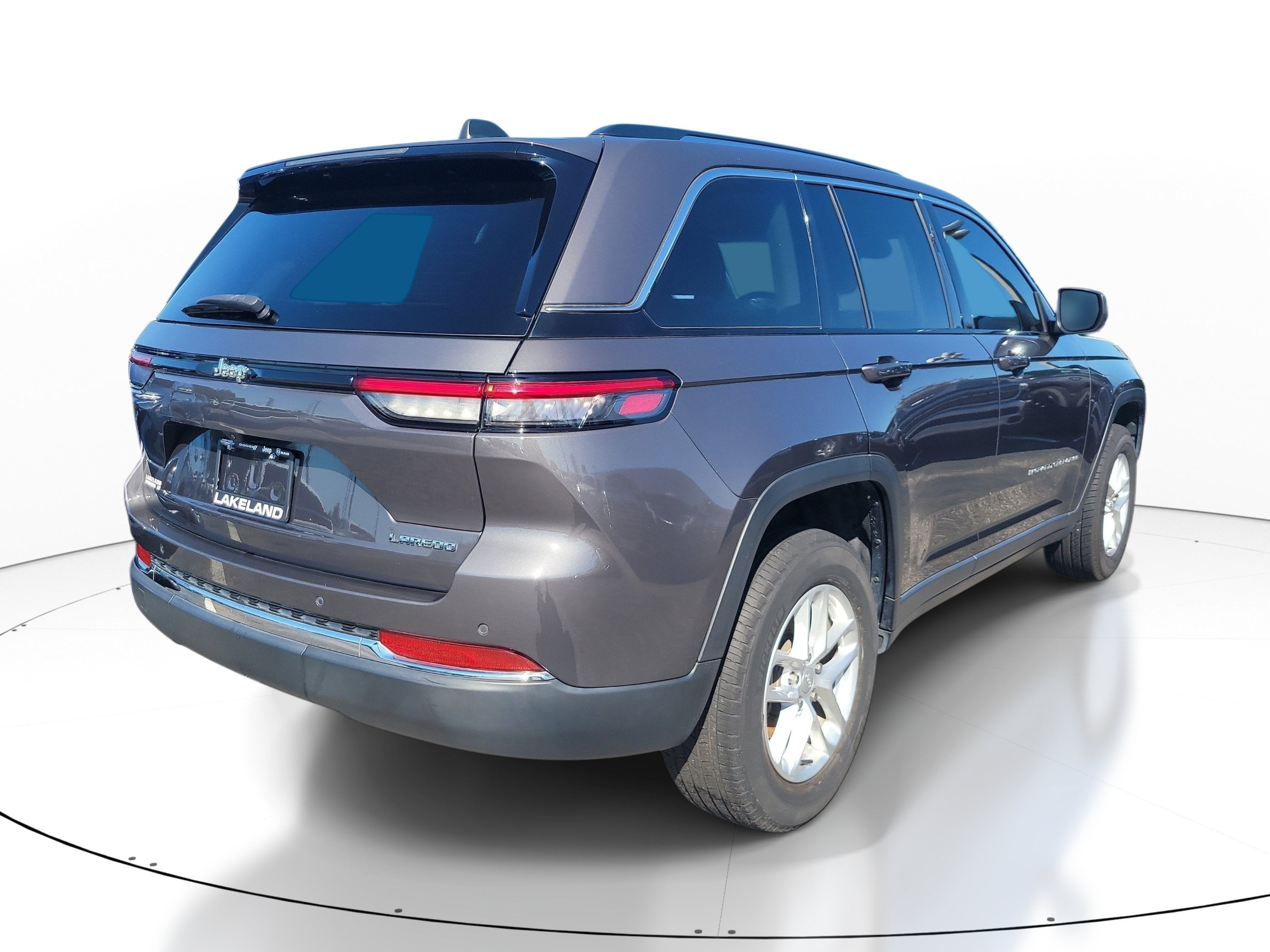 2023 Jeep Grand Cherokee Laredo