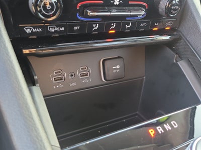 2023 Jeep Grand Cherokee Laredo X