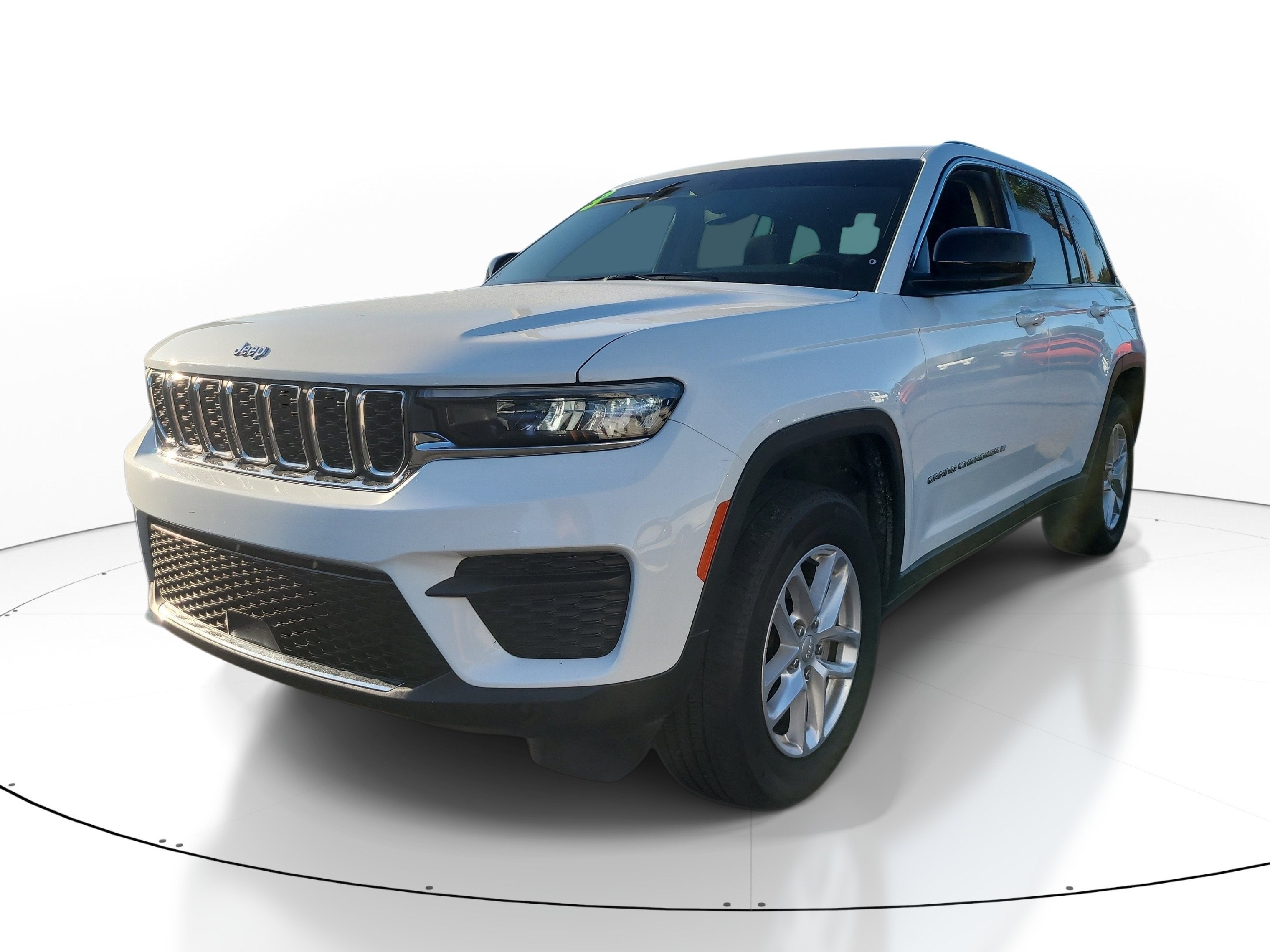 2023 Jeep Grand Cherokee Laredo X
