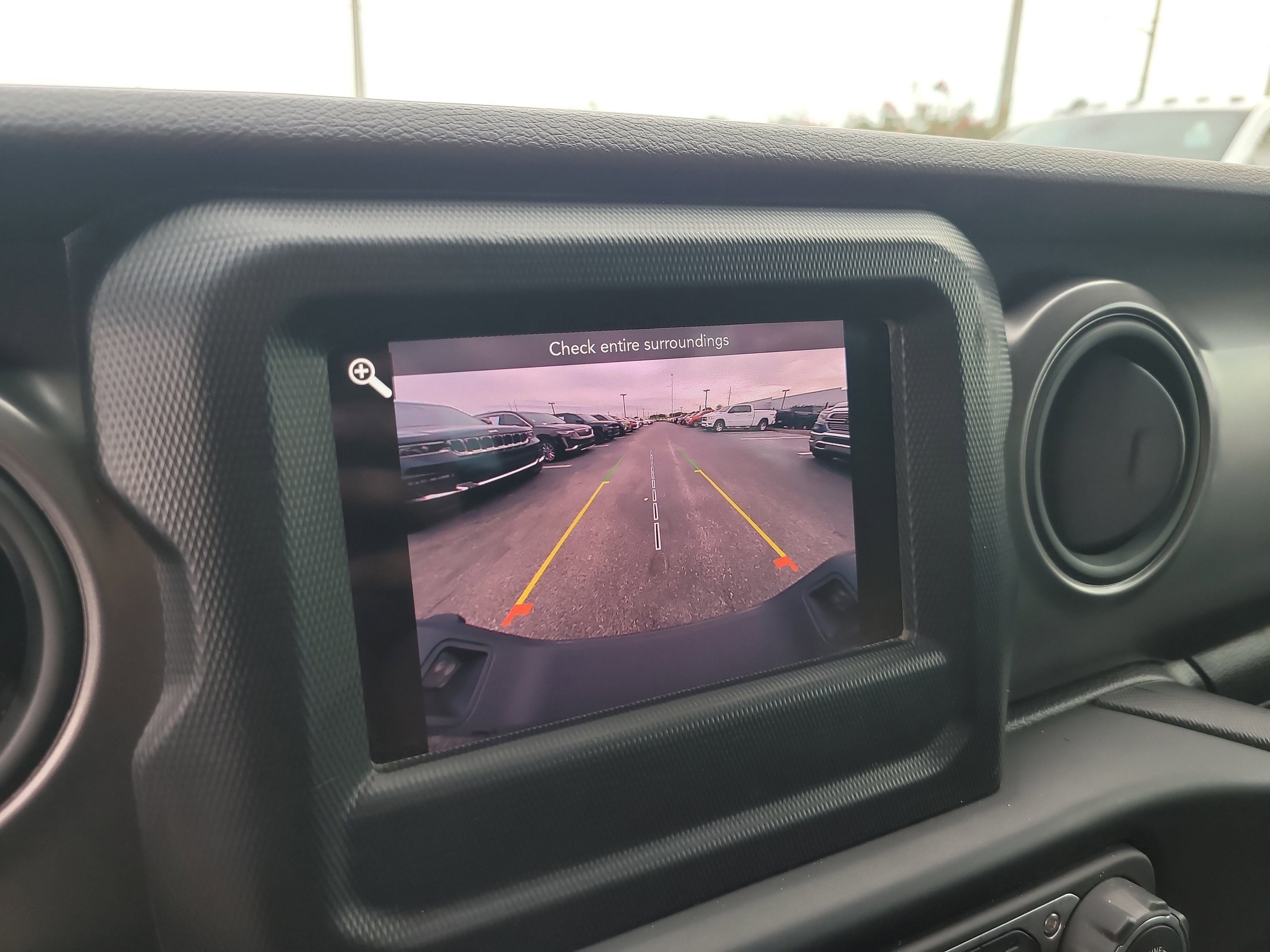 2023 Jeep Gladiator Sport