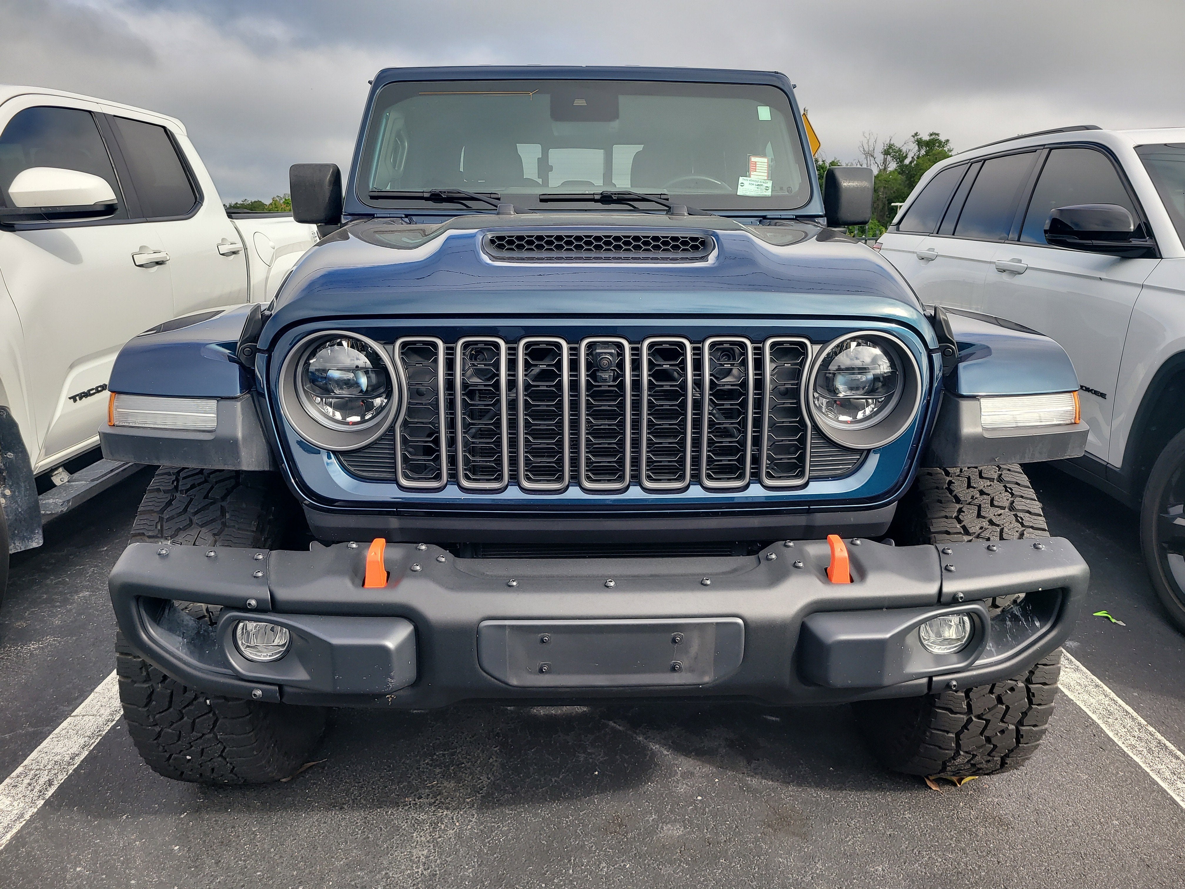 2025 Jeep Gladiator Mojave X