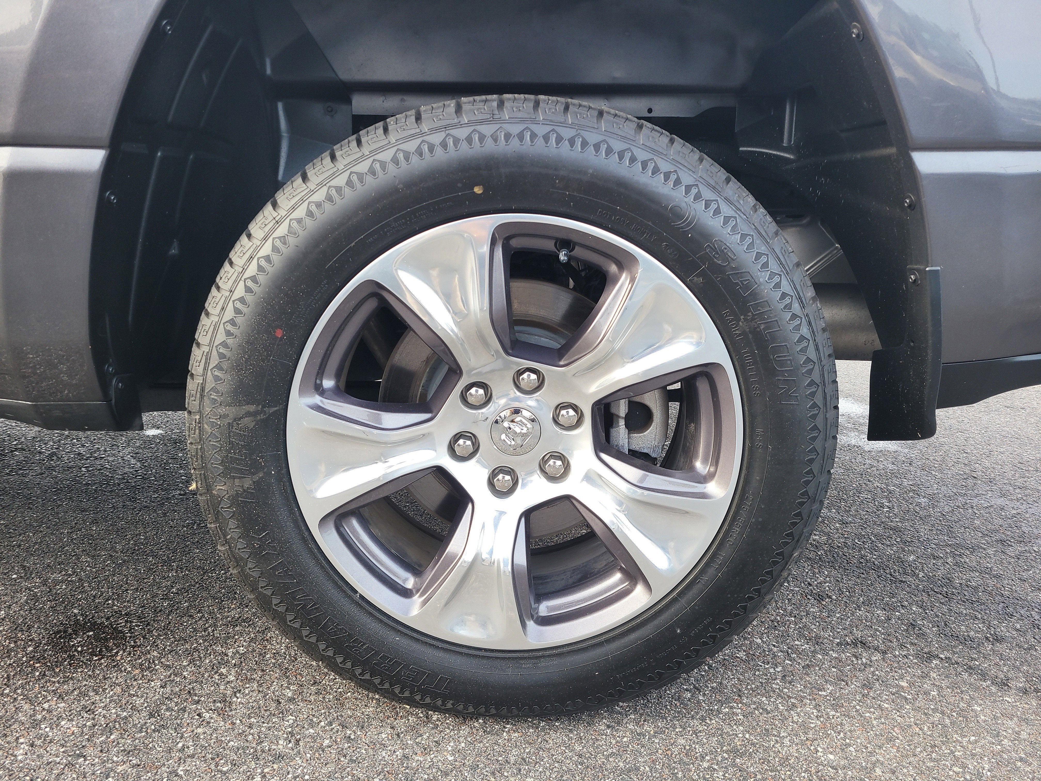 2024 RAM 1500 Laramie