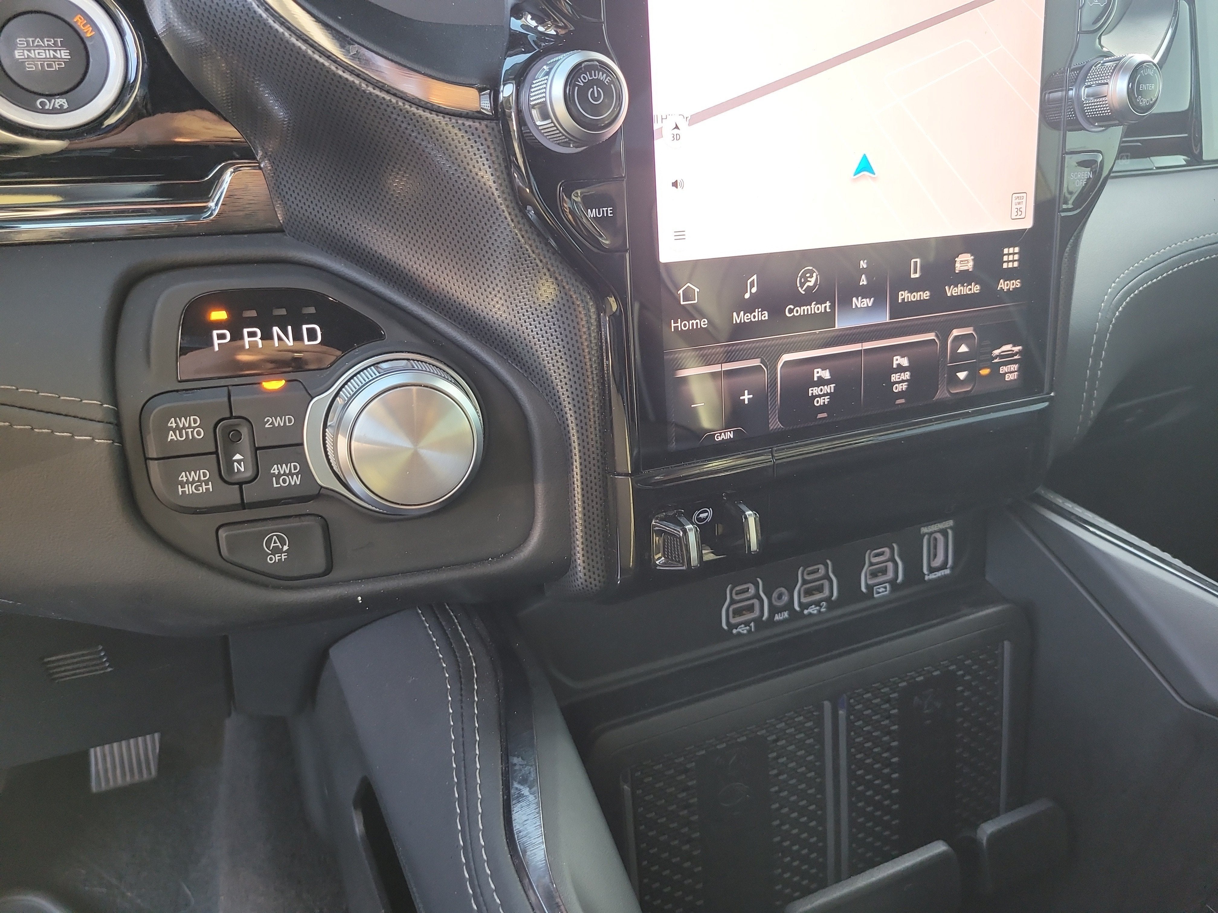 2025 RAM 1500 Limited