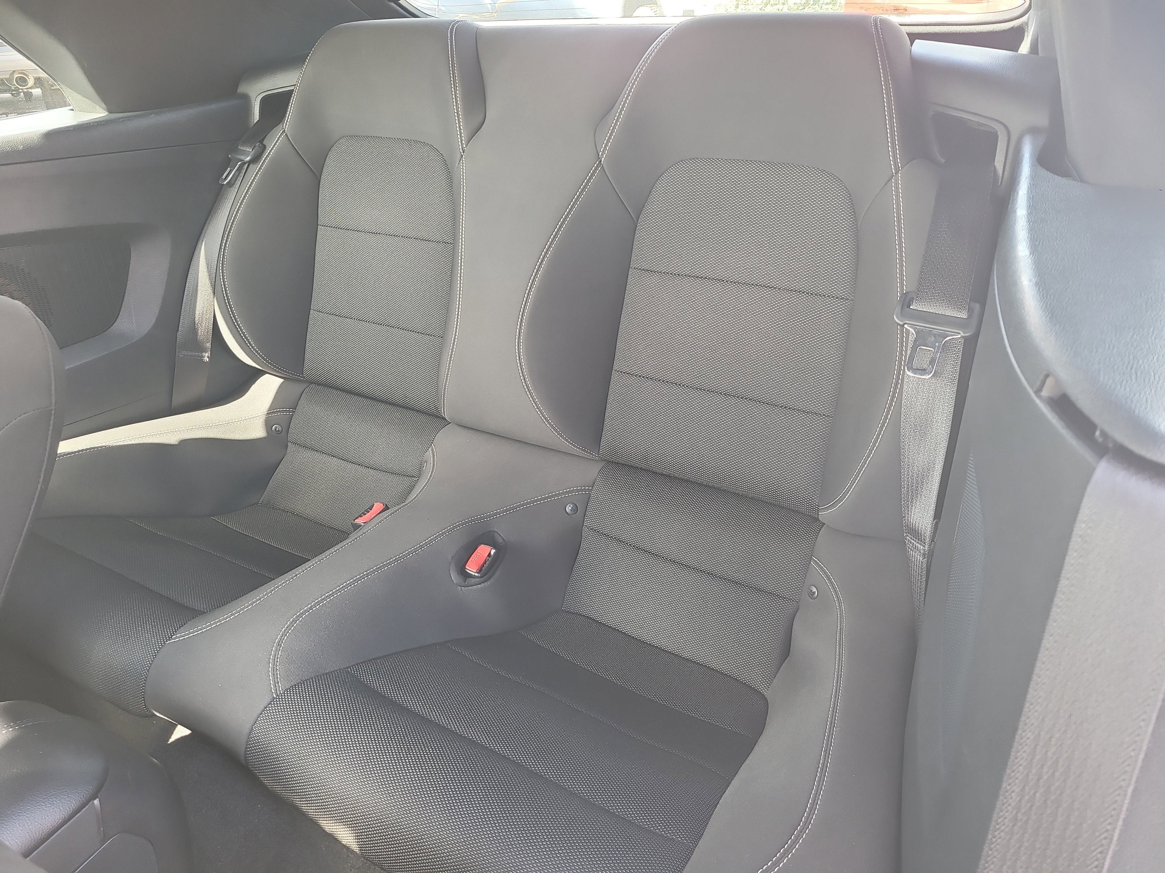 2015 Ford Mustang V6