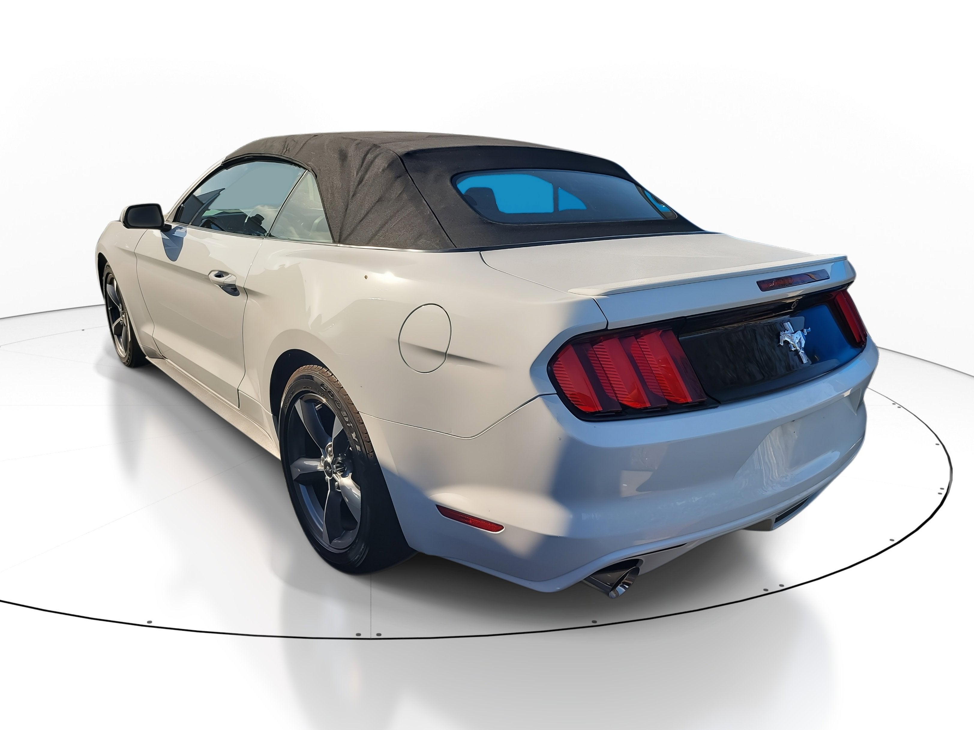 2015 Ford Mustang V6