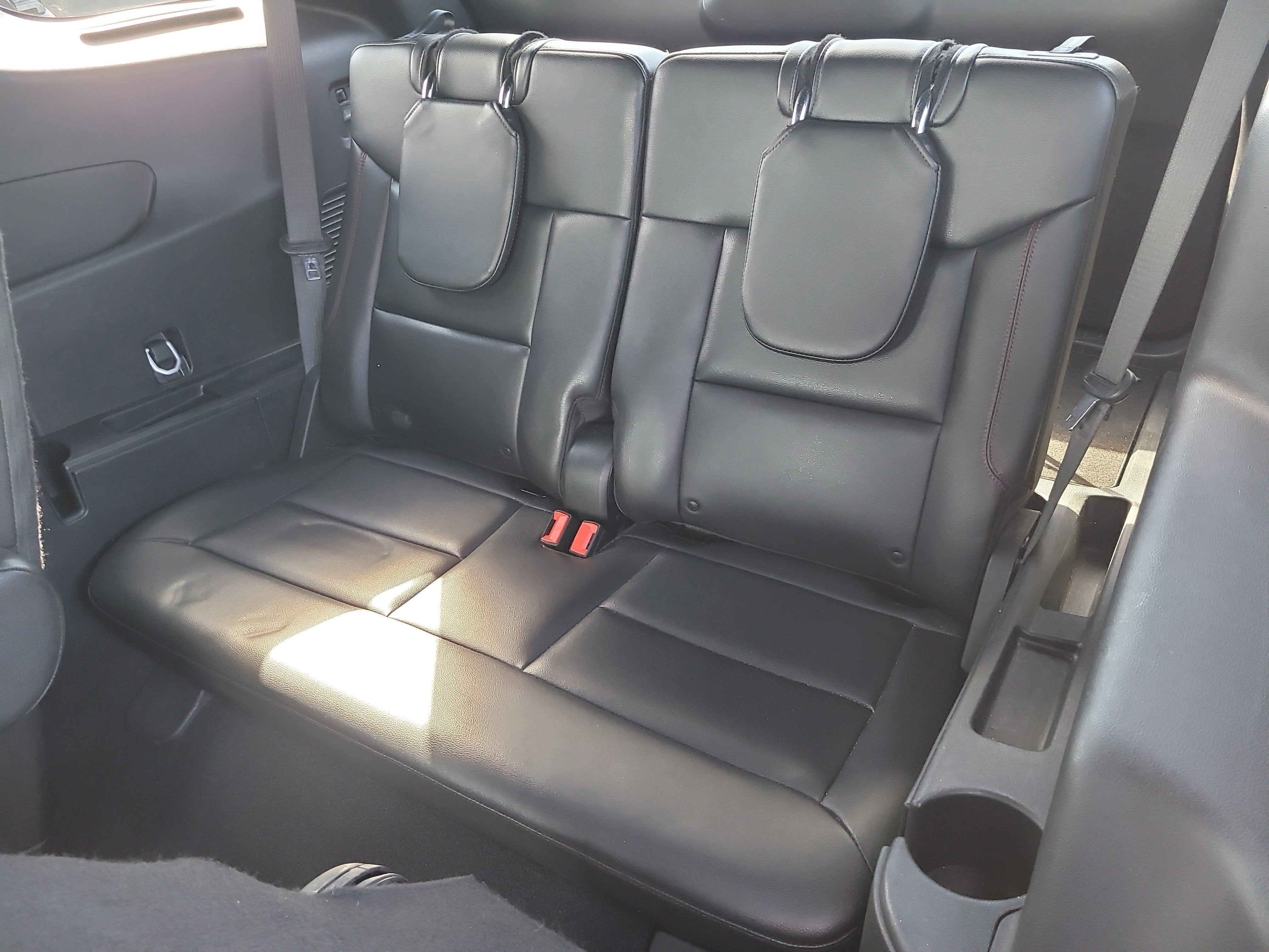 2024 Ford Explorer ST-Line