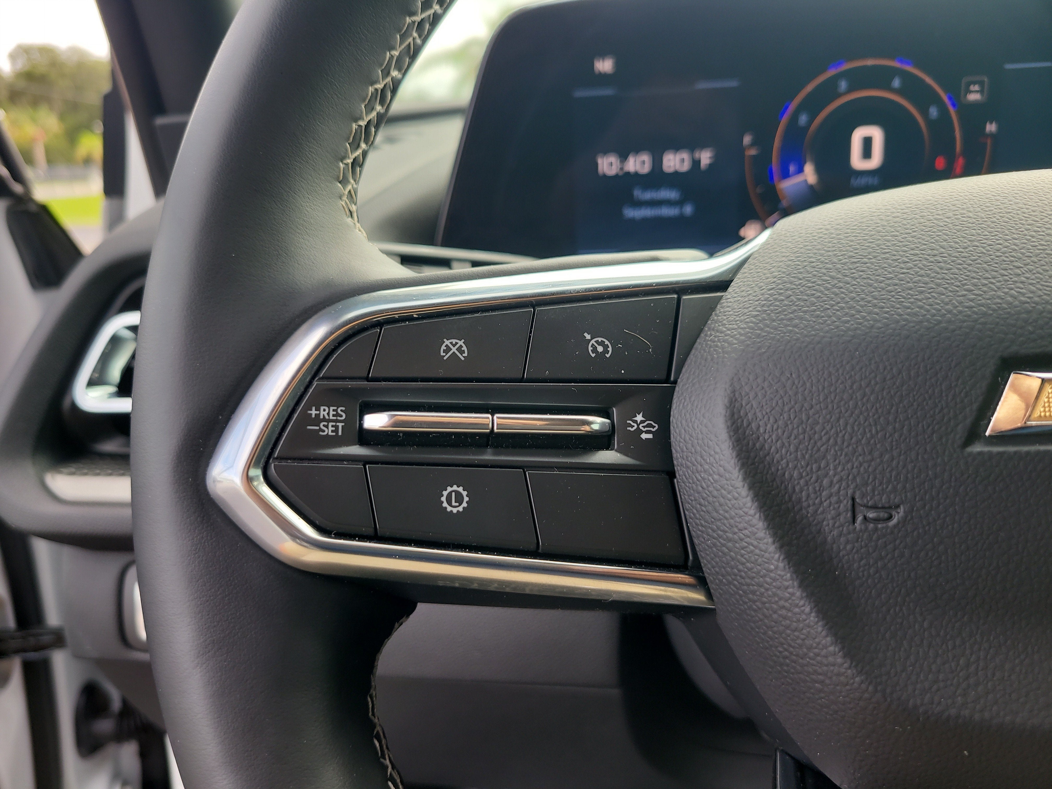 2025 Chevrolet Traverse FWD LT