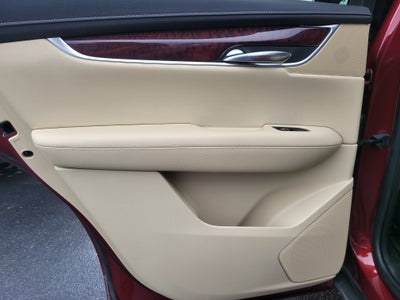 2017 Cadillac XT5 Luxury FWD