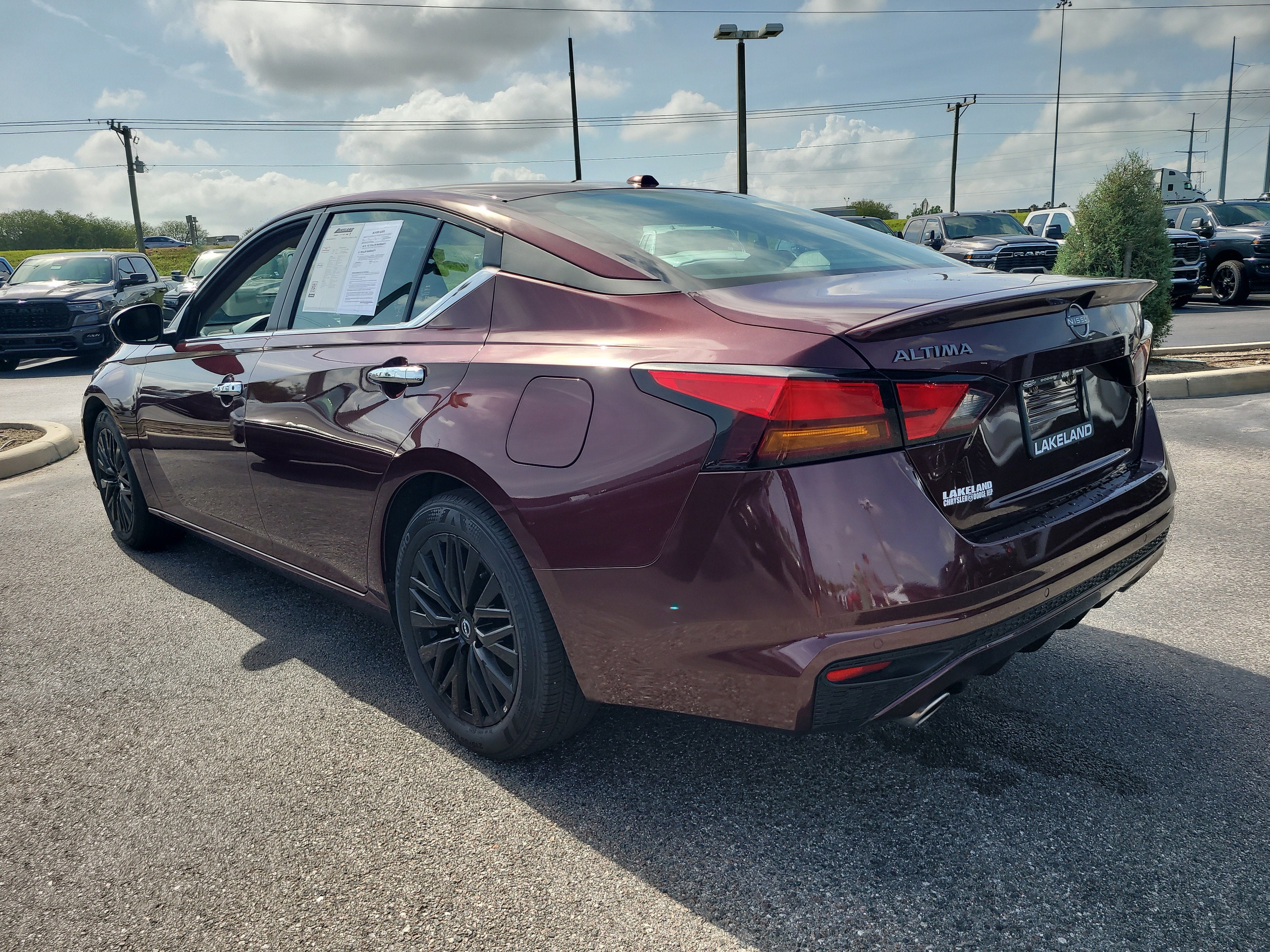 2025 Nissan Altima SV