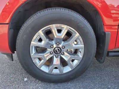 2023 Nissan Titan SV
