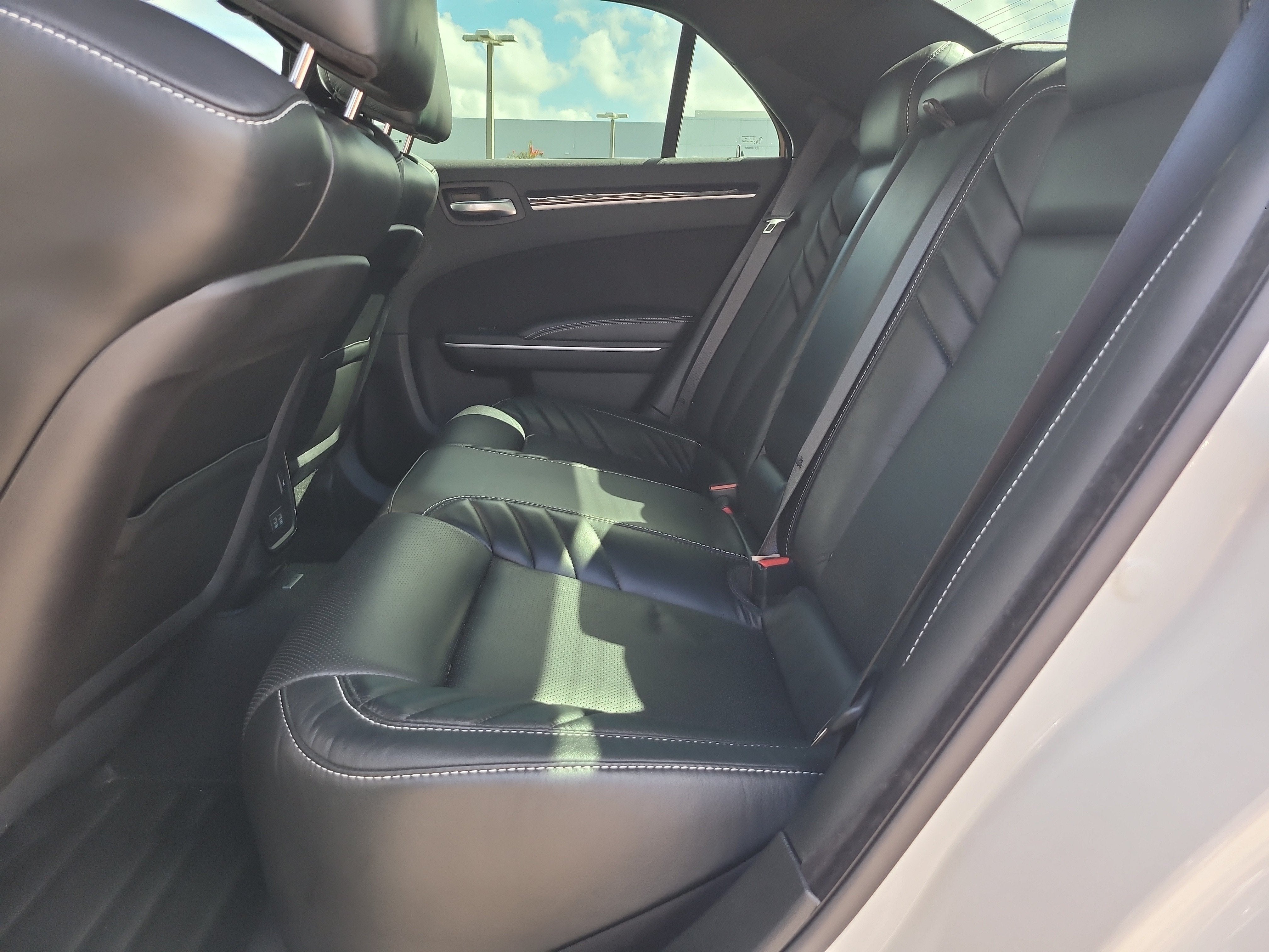 2023 Chrysler 300 300C