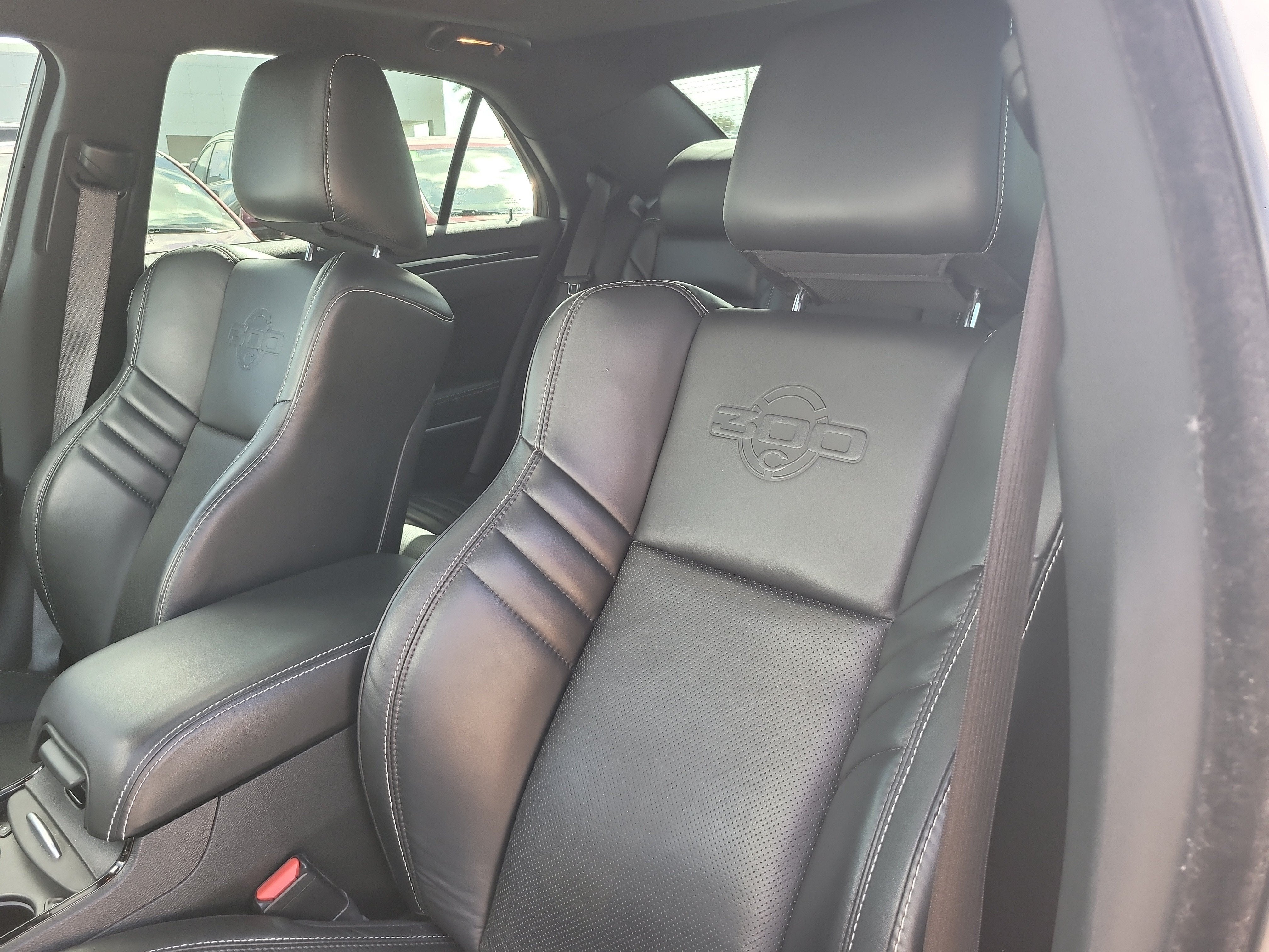 2023 Chrysler 300 300C