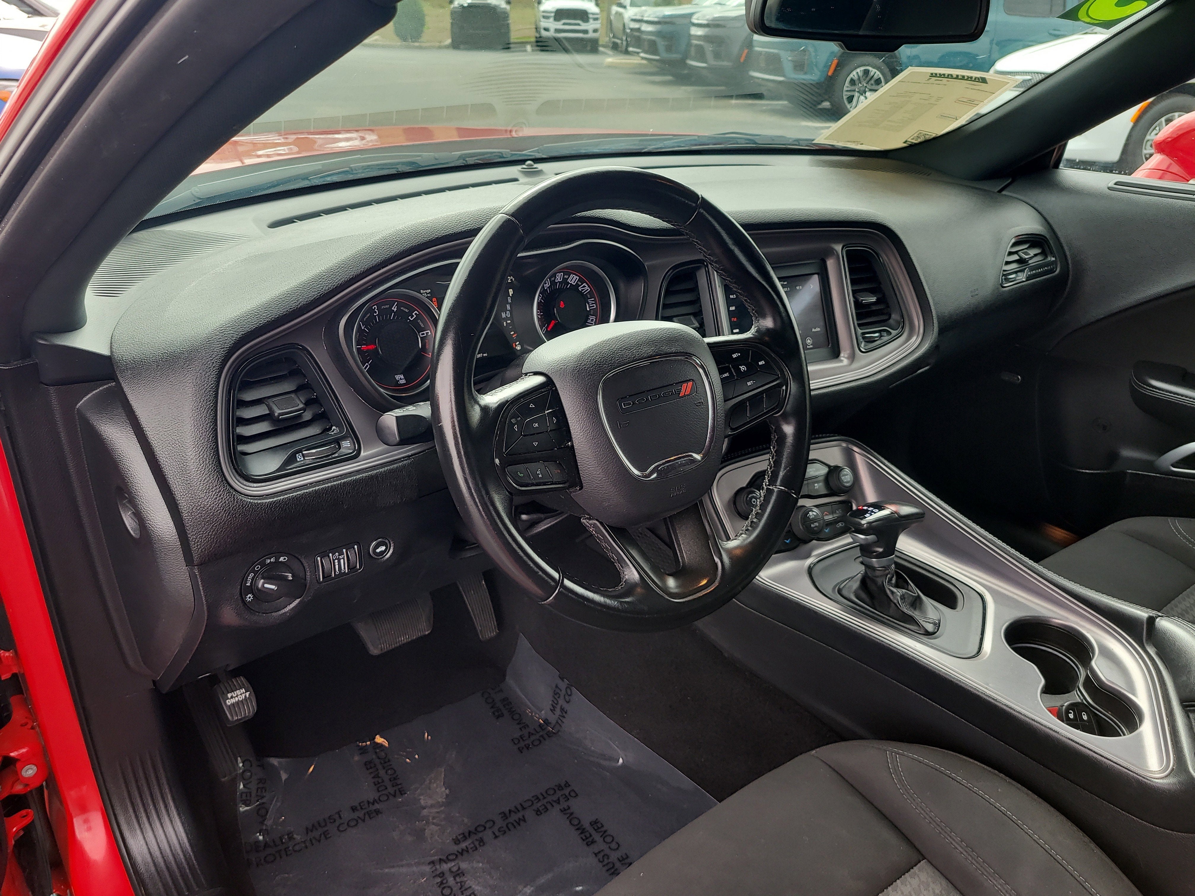 2023 Dodge Challenger SXT